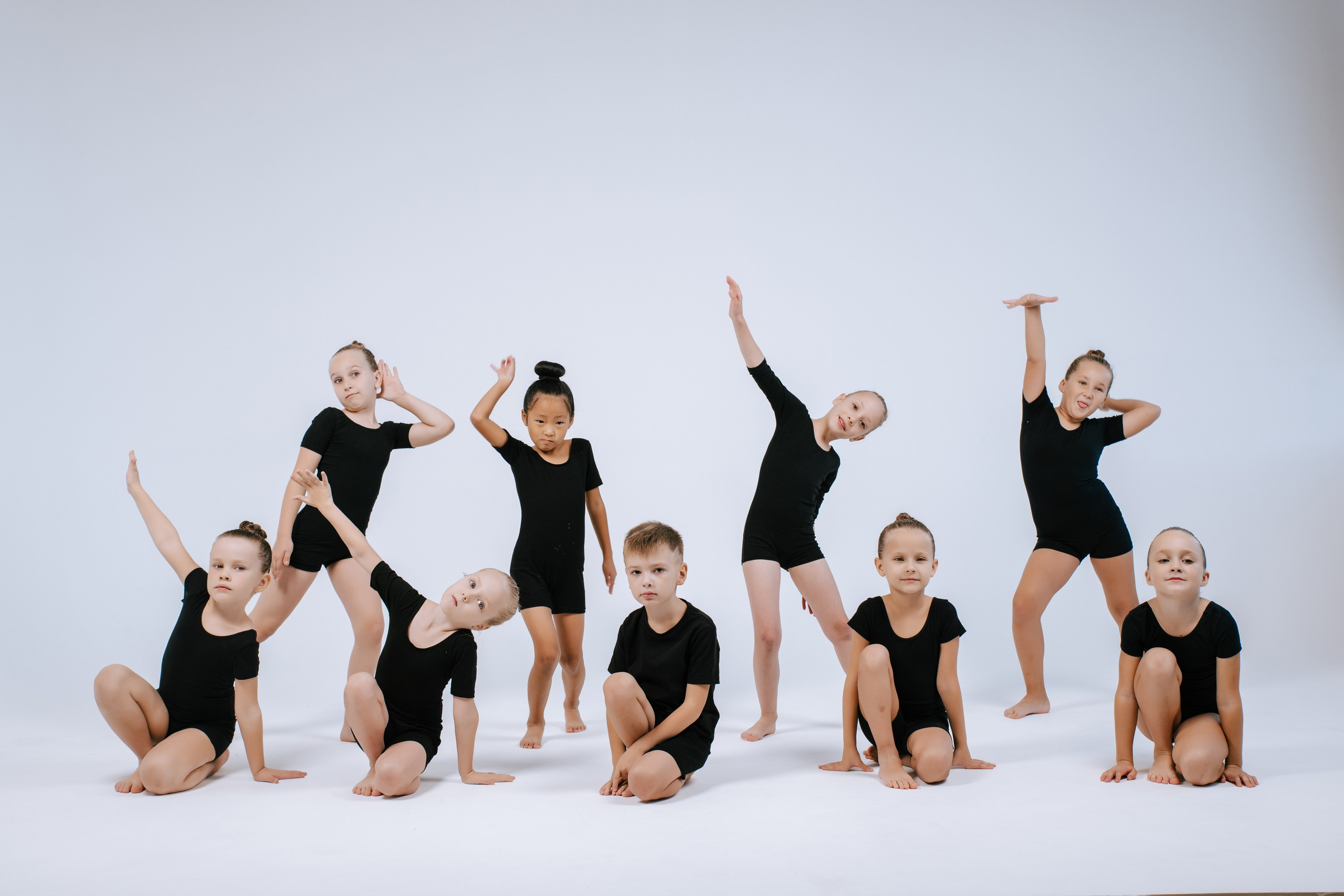 Коллектив «Жар-птица». Фотограф Ярмишко Дарья. Выпускные фотокниги