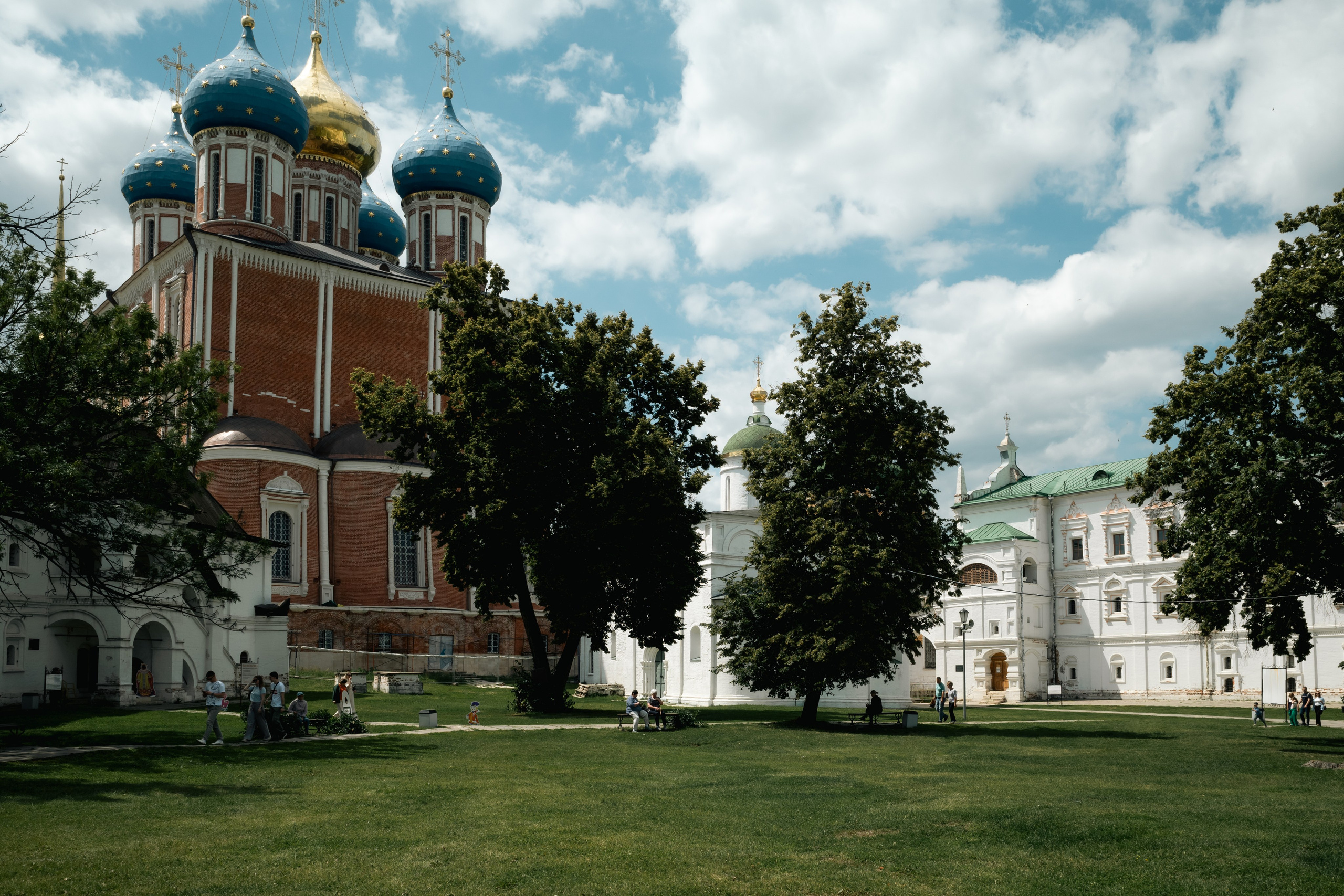 Рязань. Портретный и уличный фотограф в Москве Таня Корнеева
