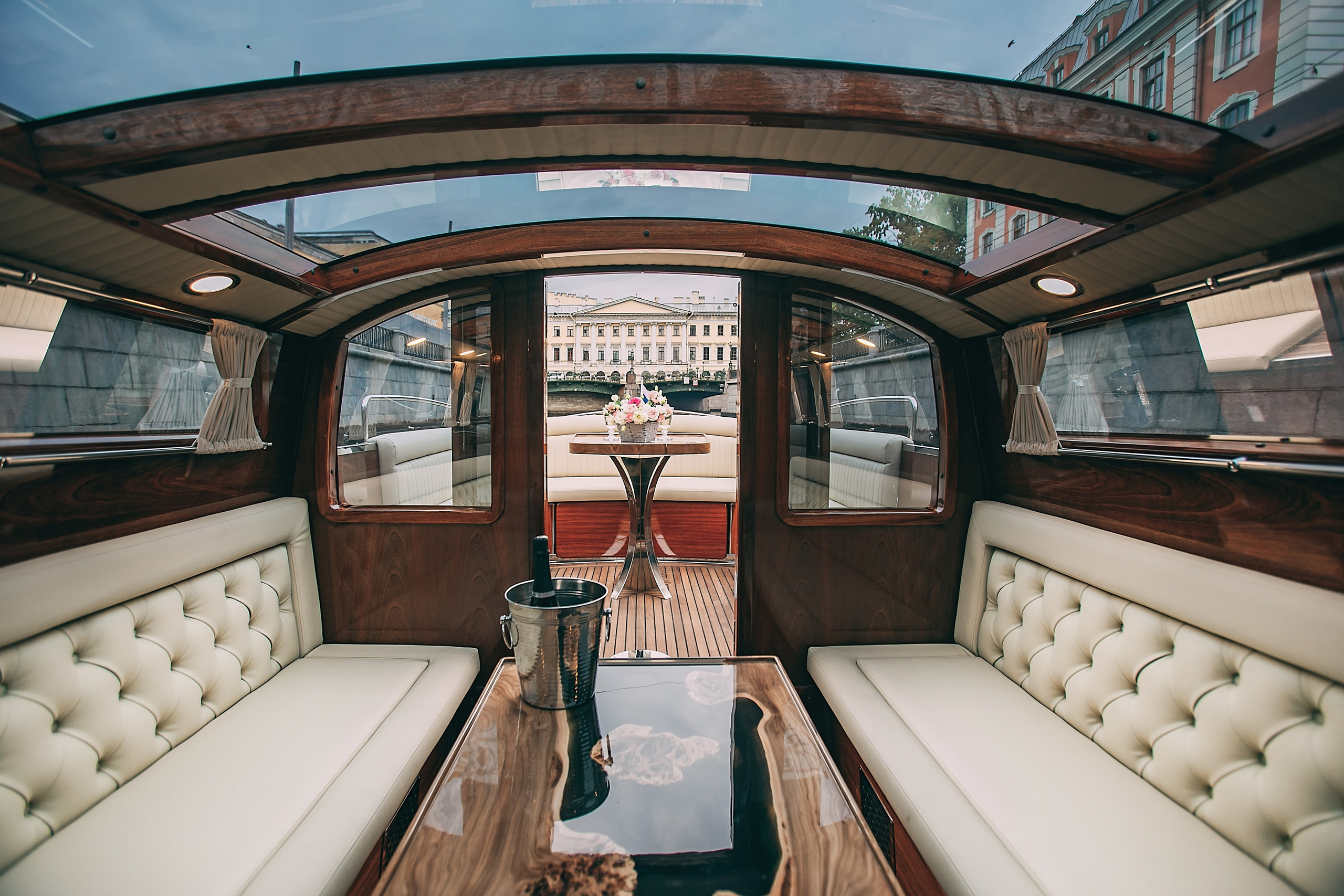 Катер «Montferrand». SPB Rent Boats|аренда катеров и теплоходов