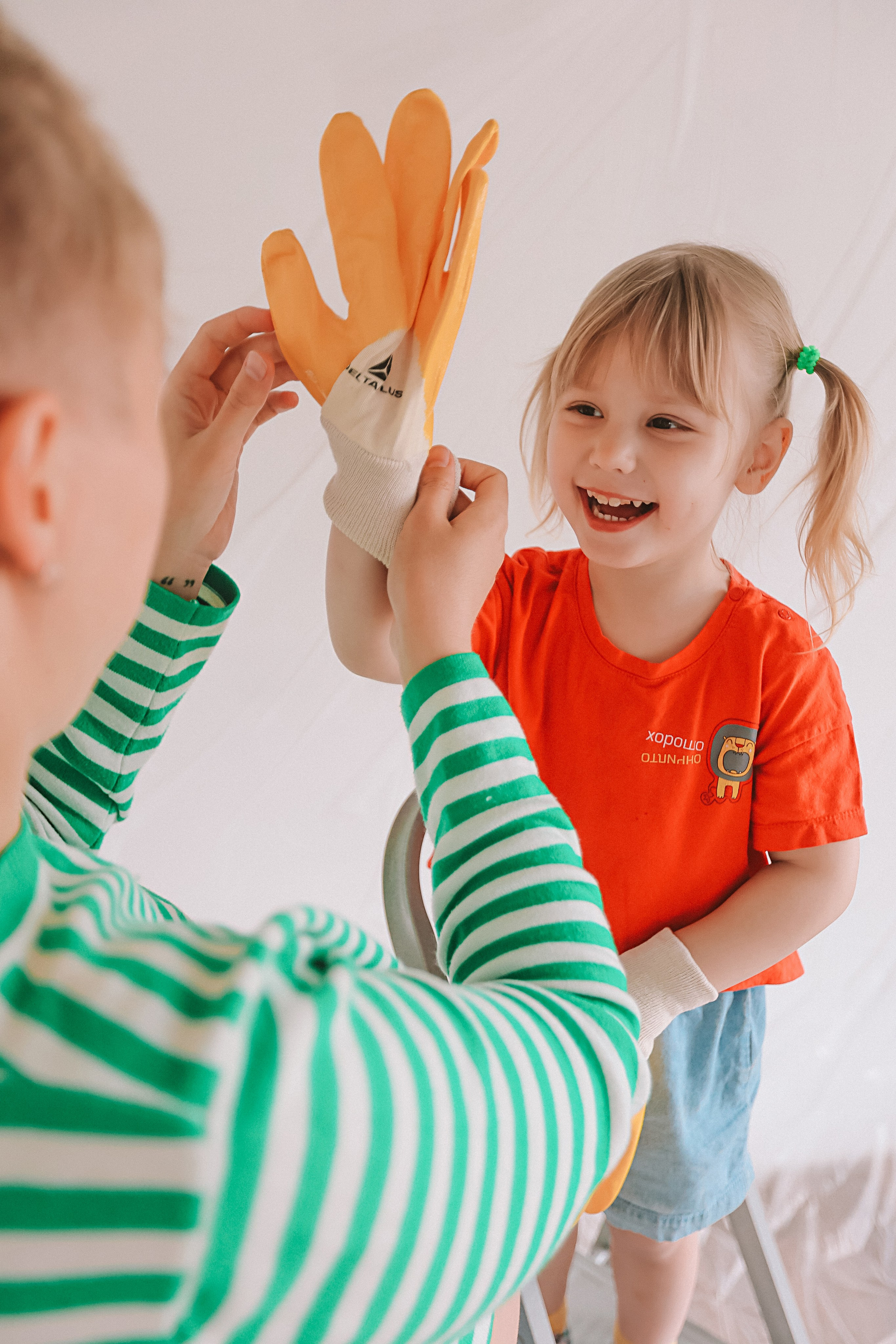 Ремонт. Семейный фотограф Тюмень, фотограф на роды Салмина Мария