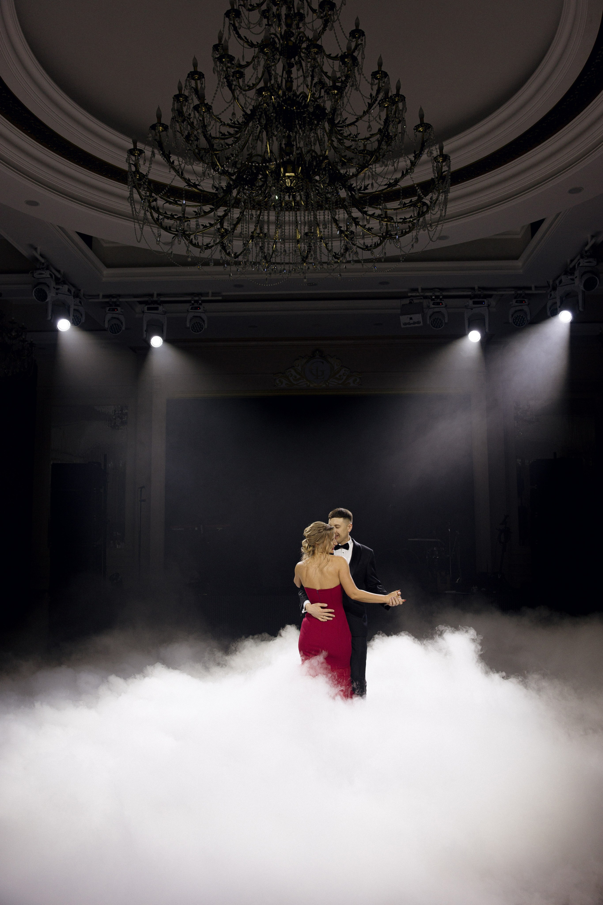 Олег и Олеся. Организатор и координатор свадеб и других мероприятий в городе Набережные Челны