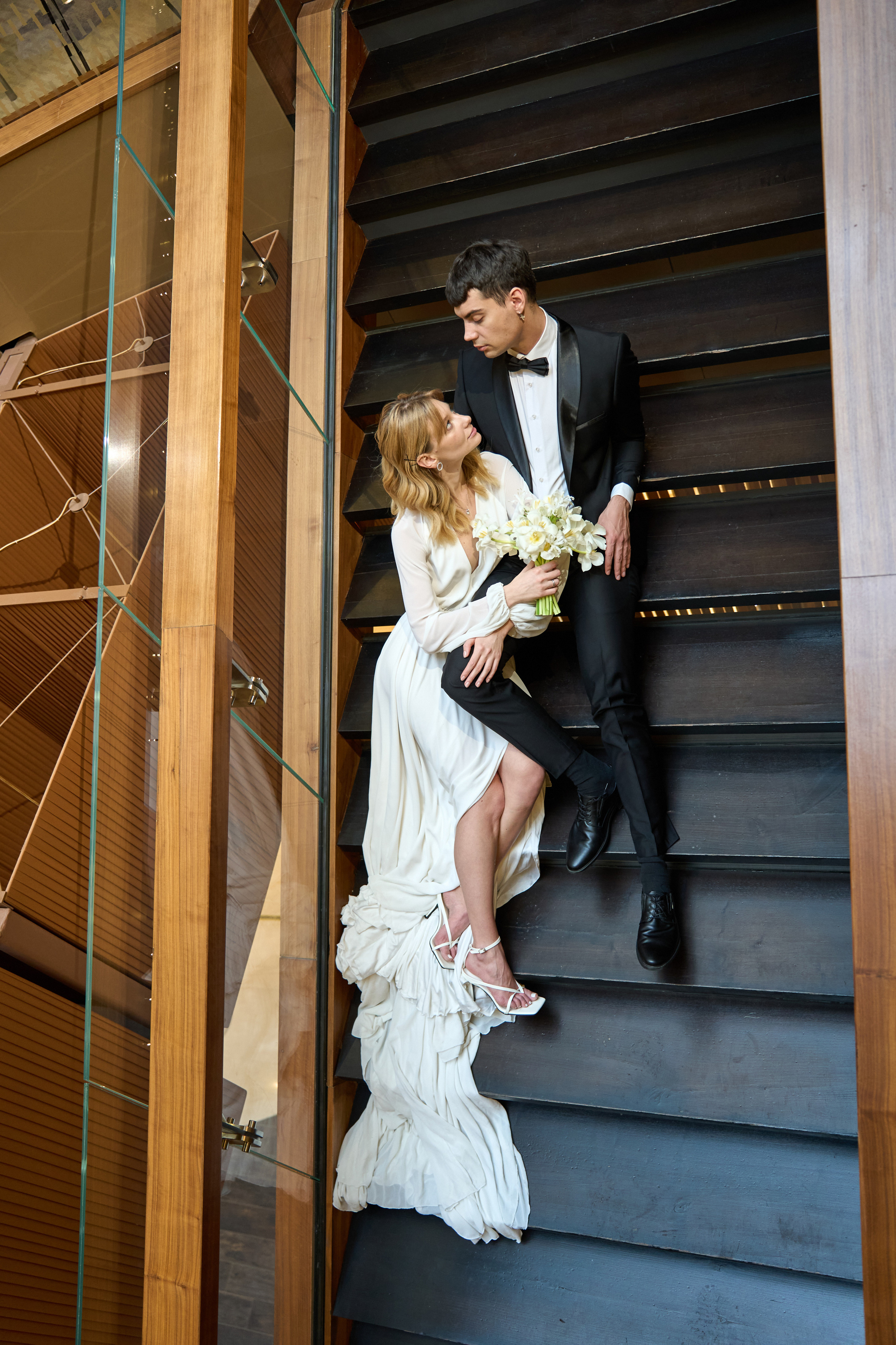 Сборы в отеле Варвары и Владислава. (1) Свадебный фотограф в Москве Роман Август