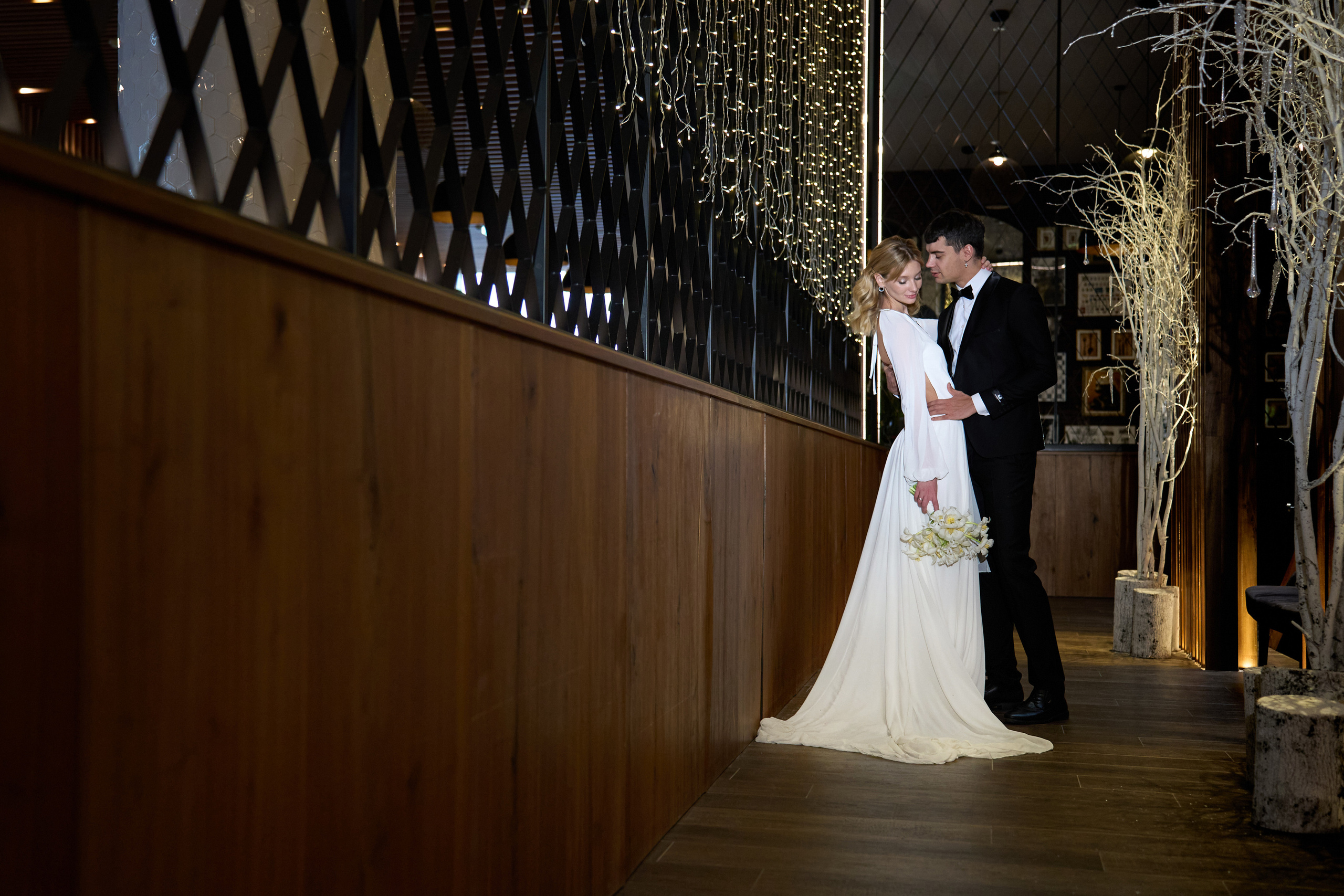 Сборы в отеле Варвары и Владислава. (1) Свадебный фотограф в Москве Роман Август
