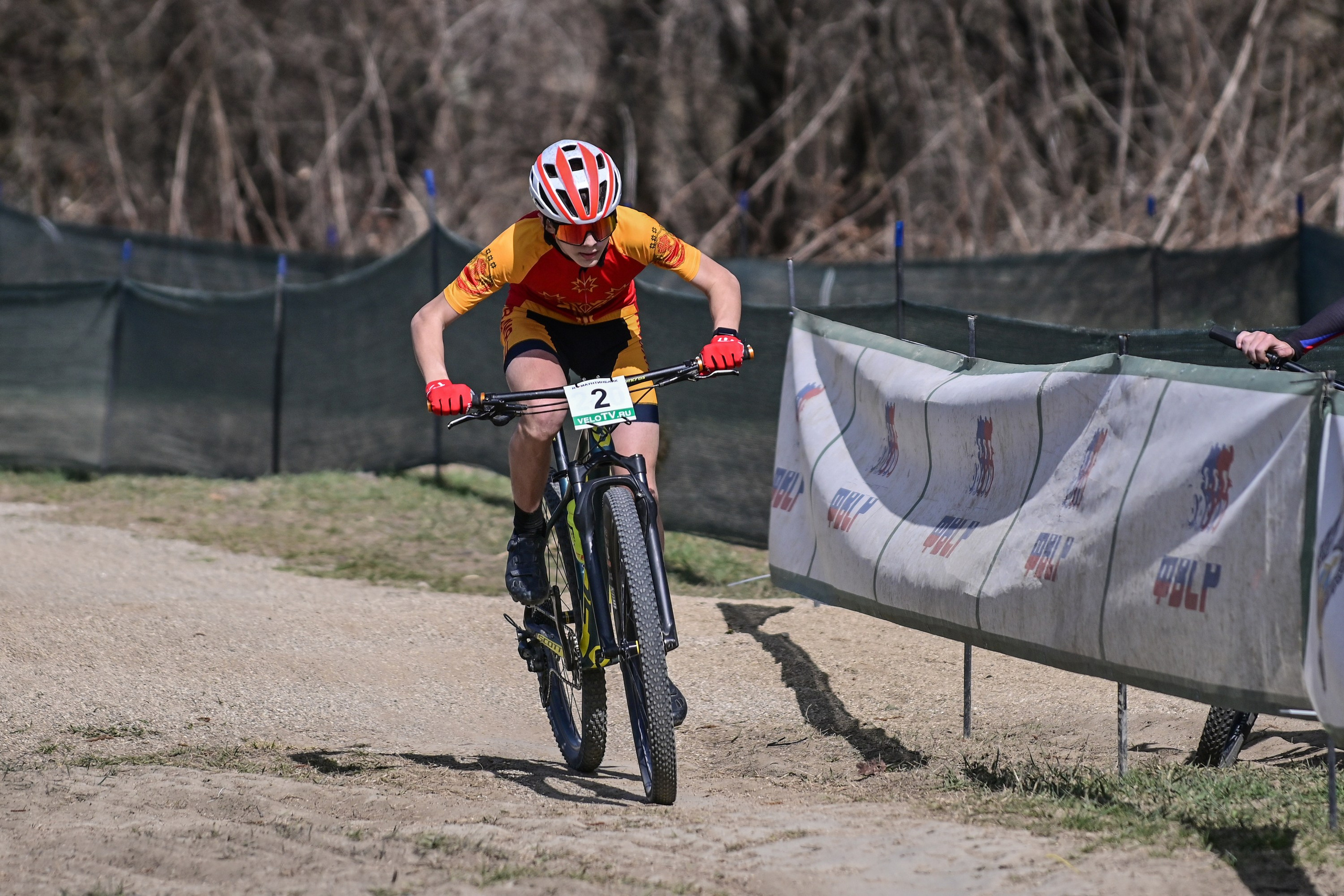 Маунтинбайк, кросс-кантри в Архипо-Осиповке 16 марта 2025. Спортивный фотограф, фотожурналист Павел Ларькин