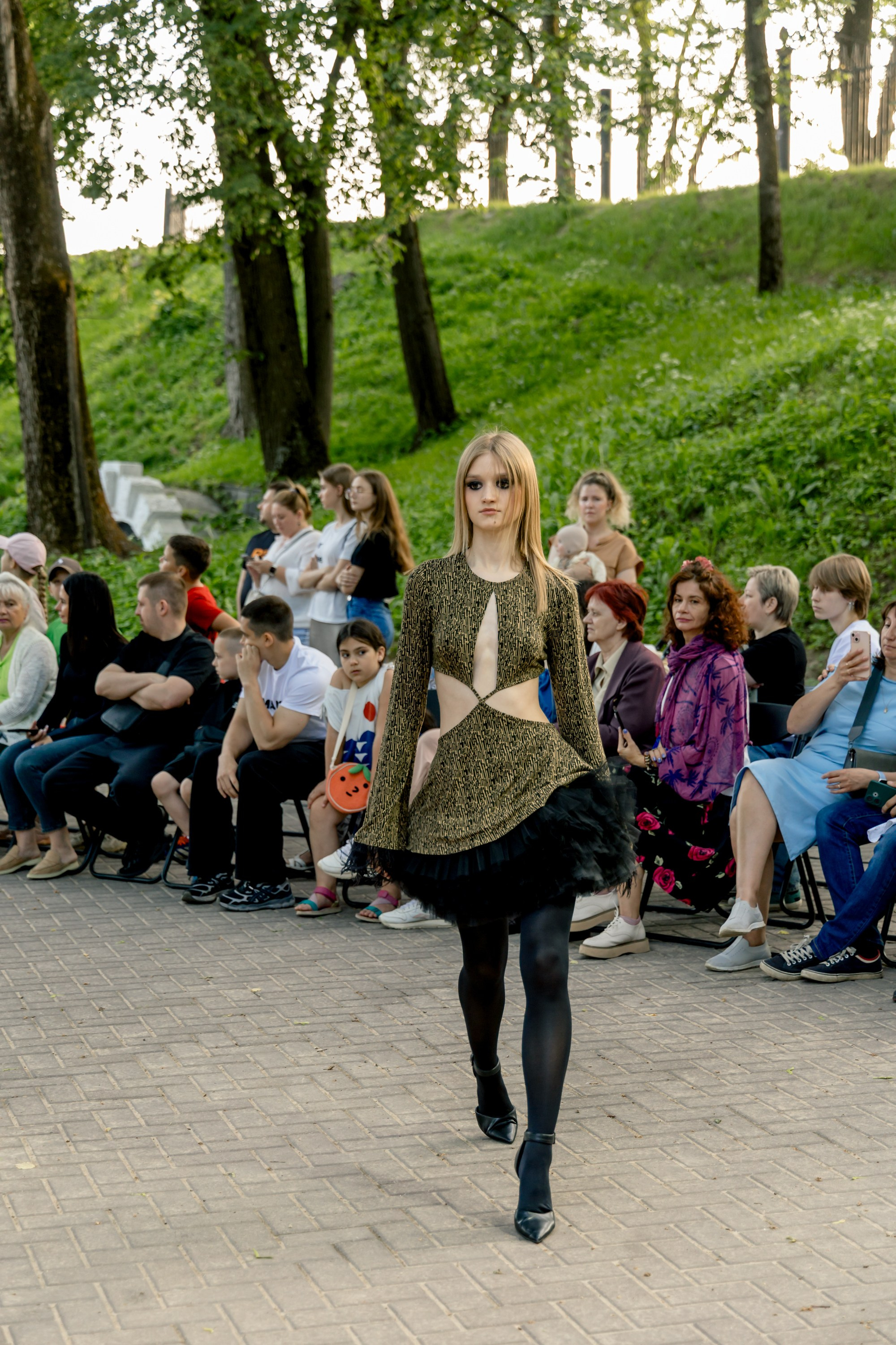 Smolensk Fashion Week 2025_показы_ДЕНЬ 1_ВЕЧЕРНИЙ ПОКАЗ_19:00. Главная