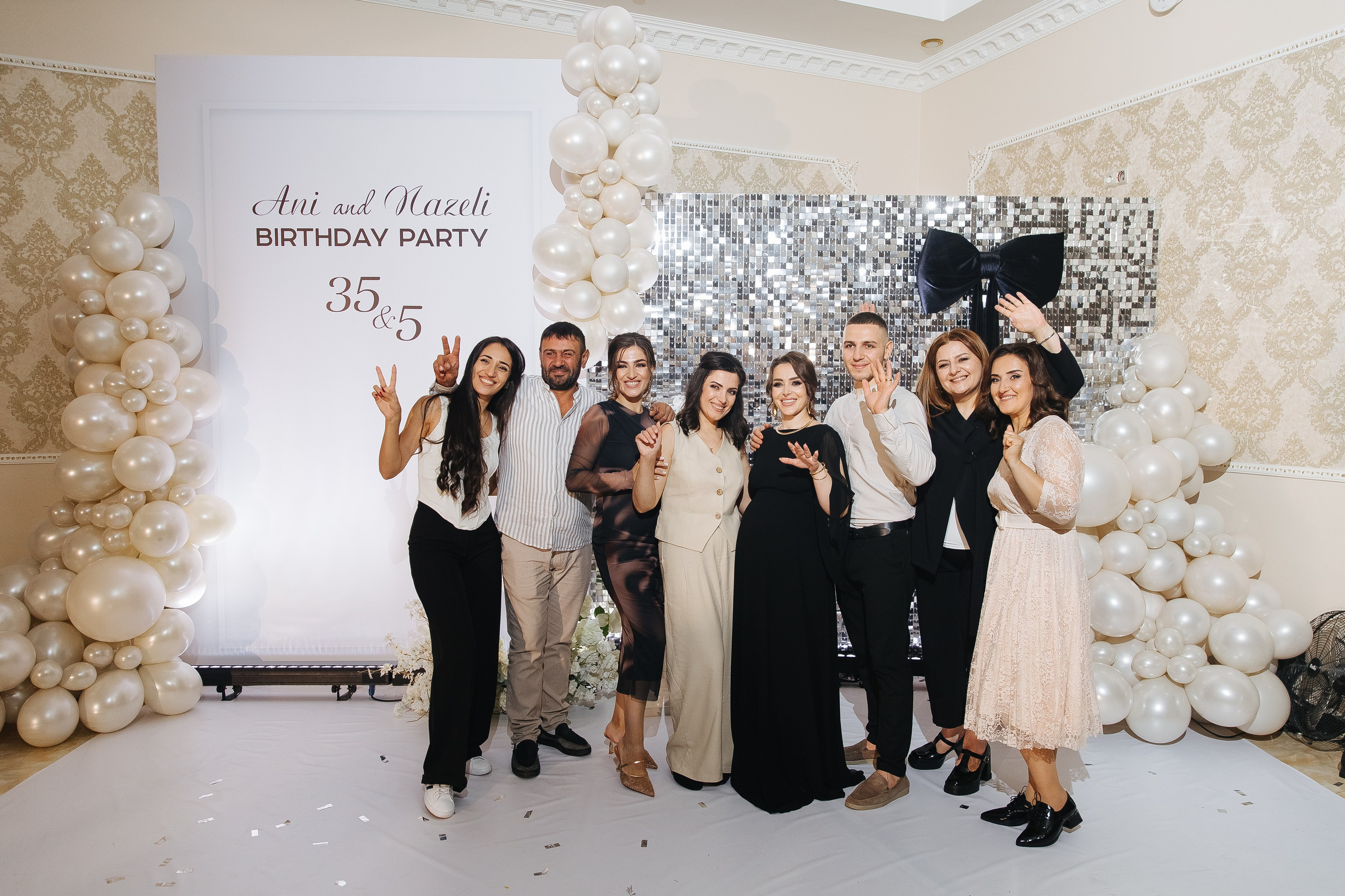 Ани и Назели. 35&5 День рождения, «Янтарь». Фотограф в Красноярске Надежда Воскресенская