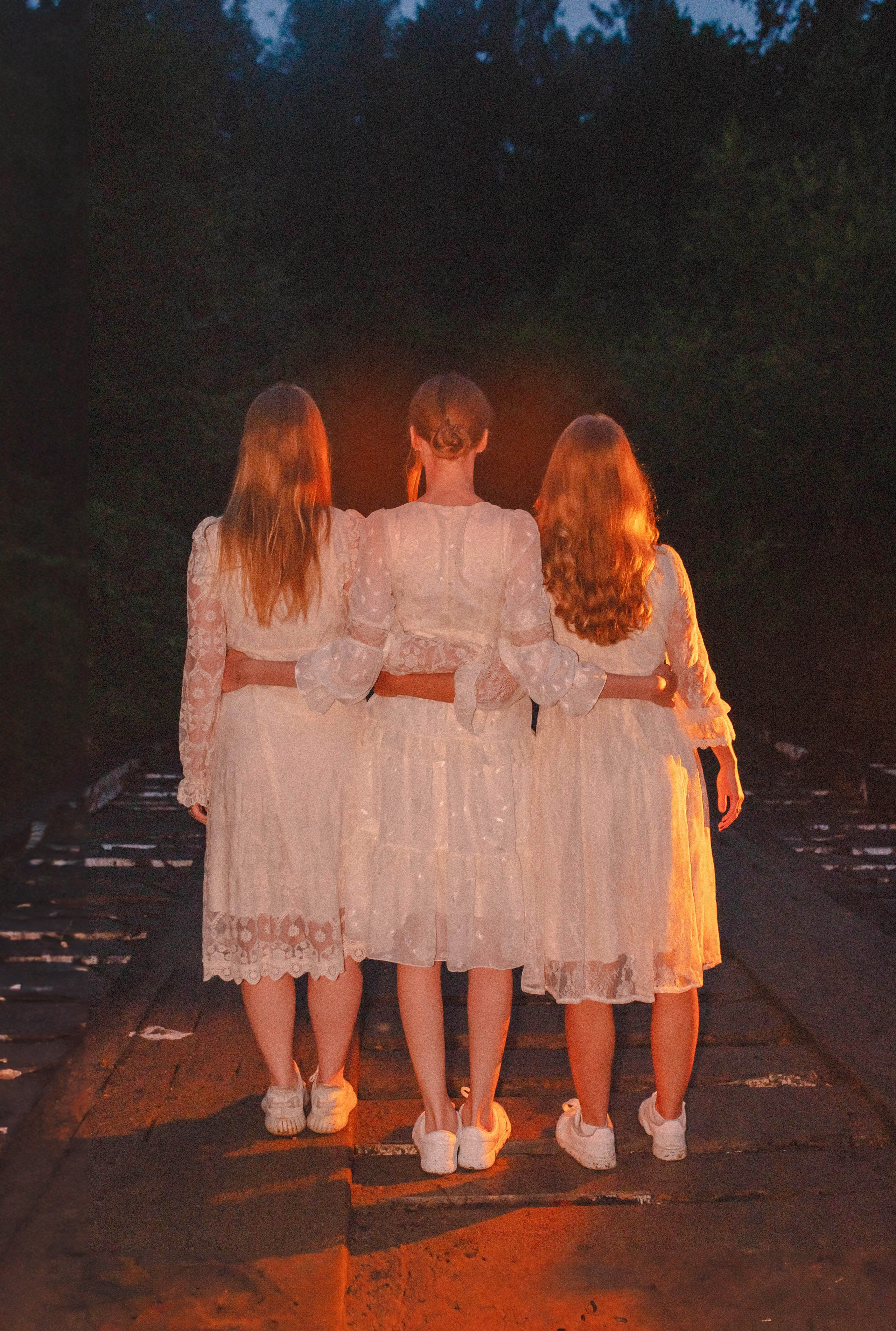 Таинство сестер. Портретный фотограф в Екатеринбурге Дарья Жужгова