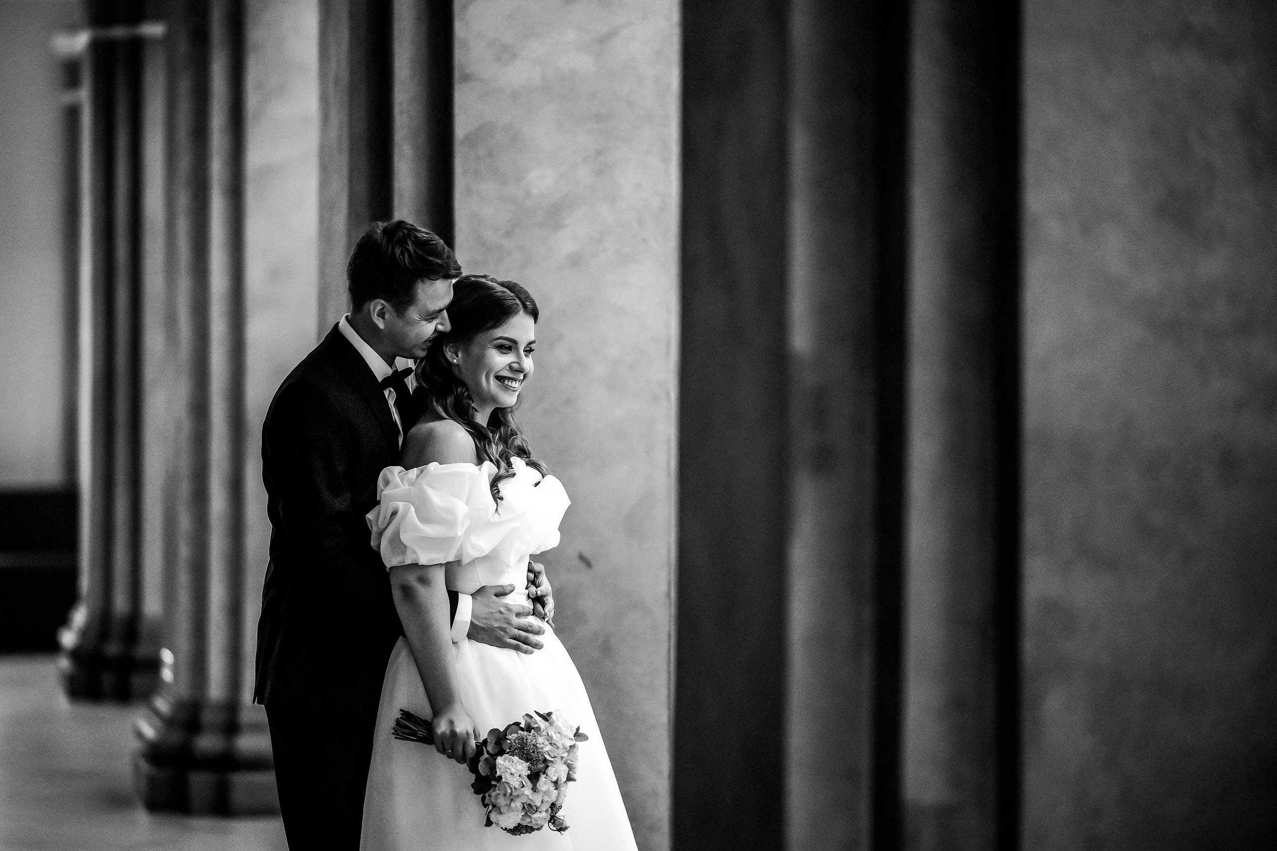 Фотосессия в «Каменке» в Красноярске — лофт-съёмка на территории Краевого Дворца молодёжи. 📸 Свадебный и семейный фотограф в Красноярске Тихомиров Евгений | 17 лет опыта | 800+ свадеб