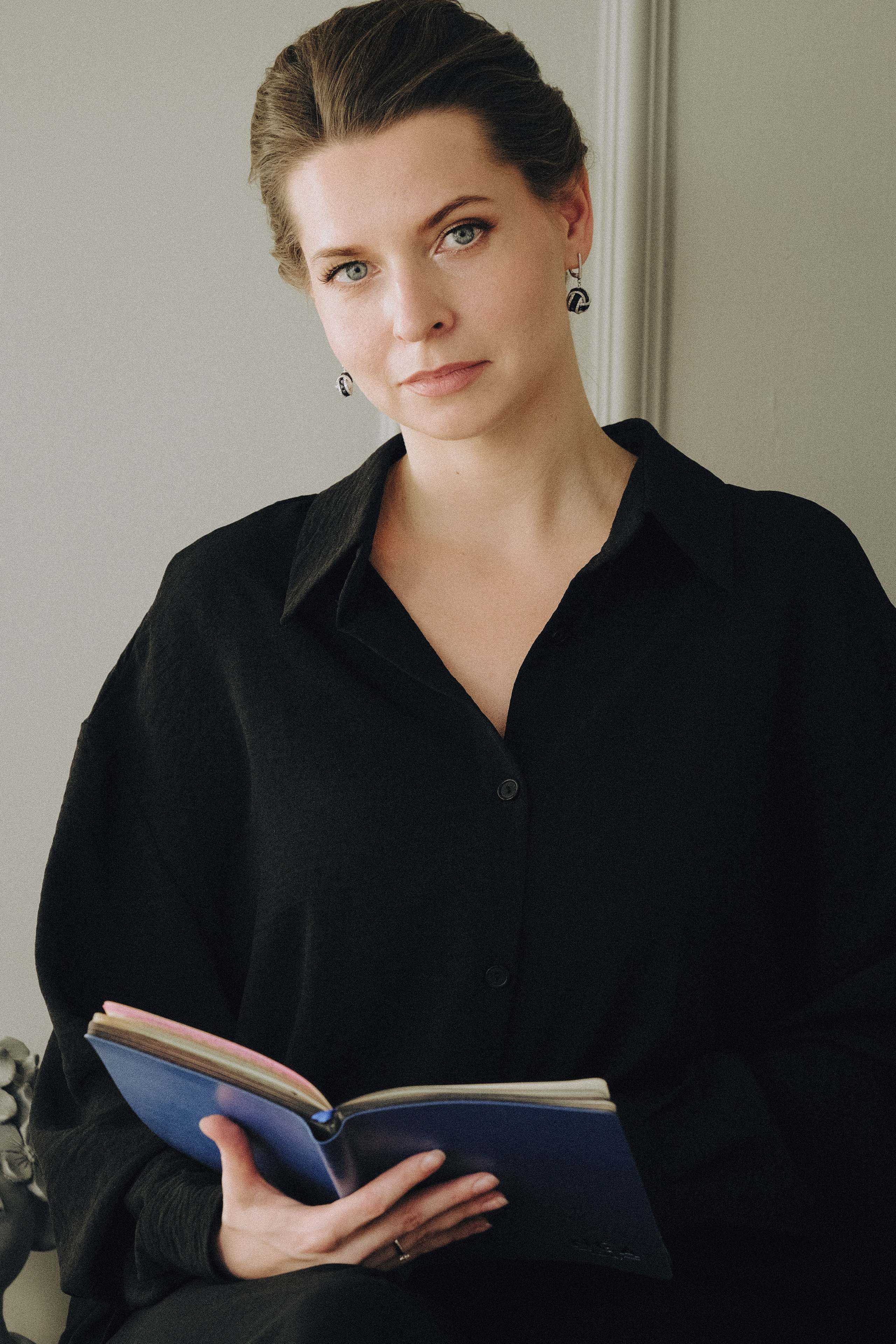 ФОТОСЕСИИЯ В СТУДИИ ДЛЯ ДЕВУШКИ ПСИХОЛОГА. Профессиональный фотограф, Санкт-Петербург — Виктория Богомолова