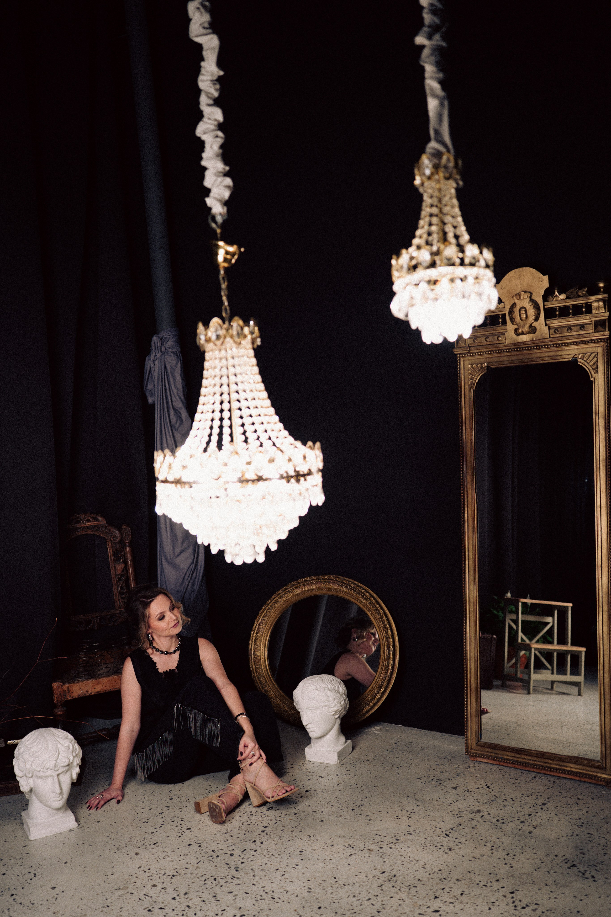 НОВОГОДНЯЯ ФОТОСЕСИИЯ В СТУДИИ ДЛЯ ДЕВУШКИ И ПРОГУЛКА ПО ЧЕРНЫШЕВСКОЙ. Профессиональный фотограф, Санкт-Петербург — Виктория Богомолова