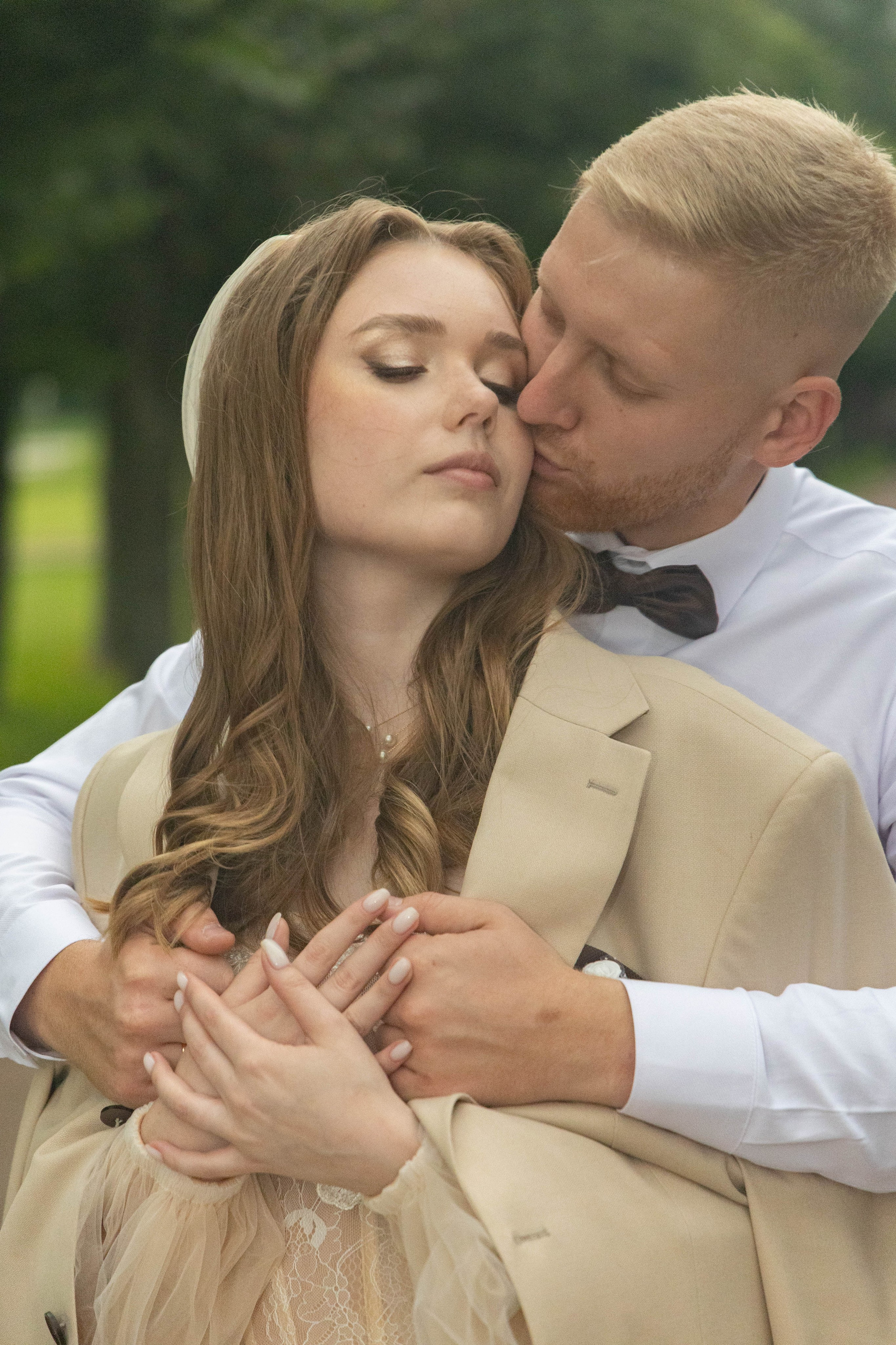 Свадебная фотосессия свадебный фотограф Татьяна Марсуверских свадебная фотопрогулка Москва Жуковский. Фотограф для маркетплейсов, фотоуслуги в Жуковском Татьяна Марсуверских