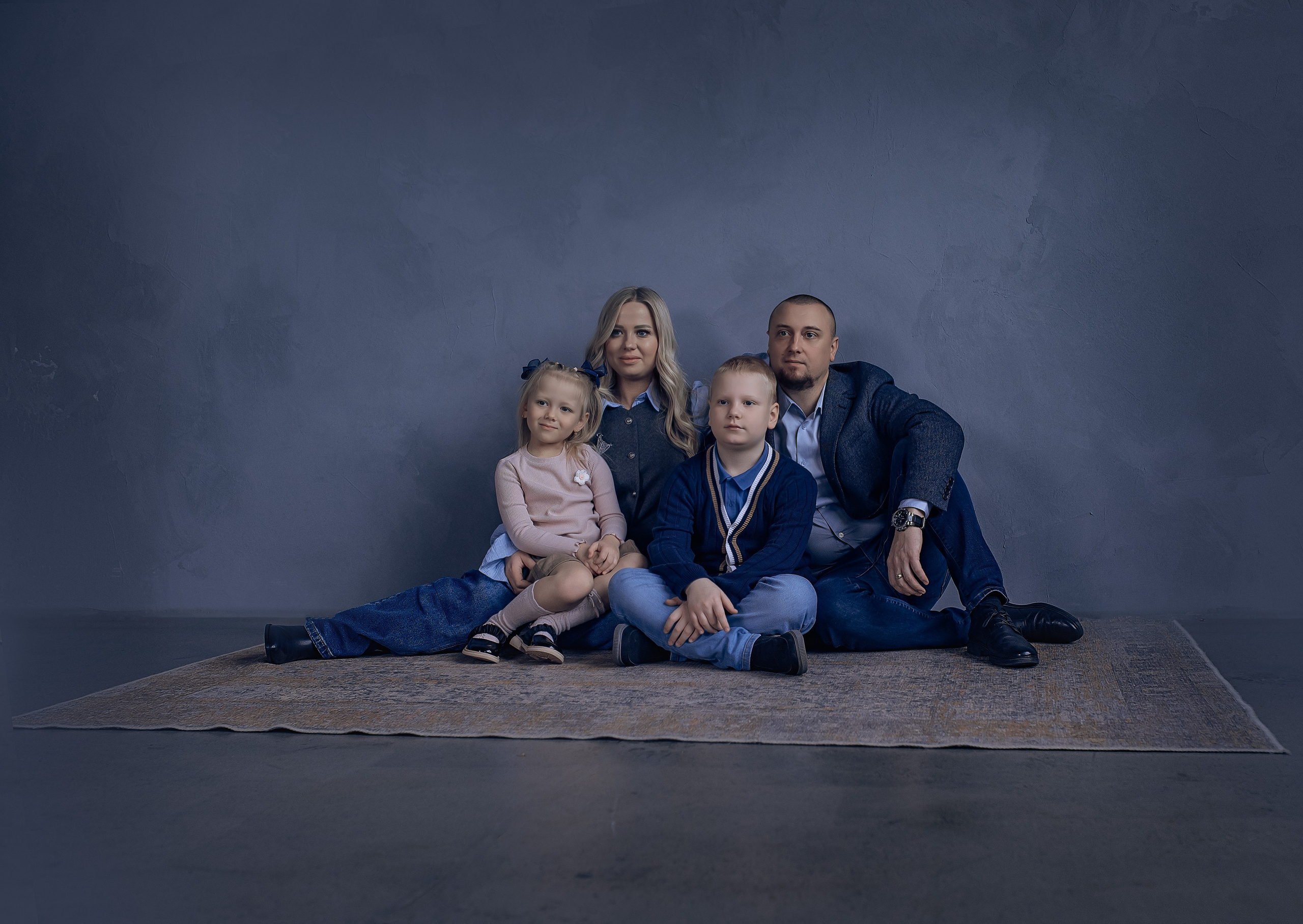 Сьемка поколений. Фотографы крещения/венчания  Красноярск Татьяна и Вячеслав Переваловы