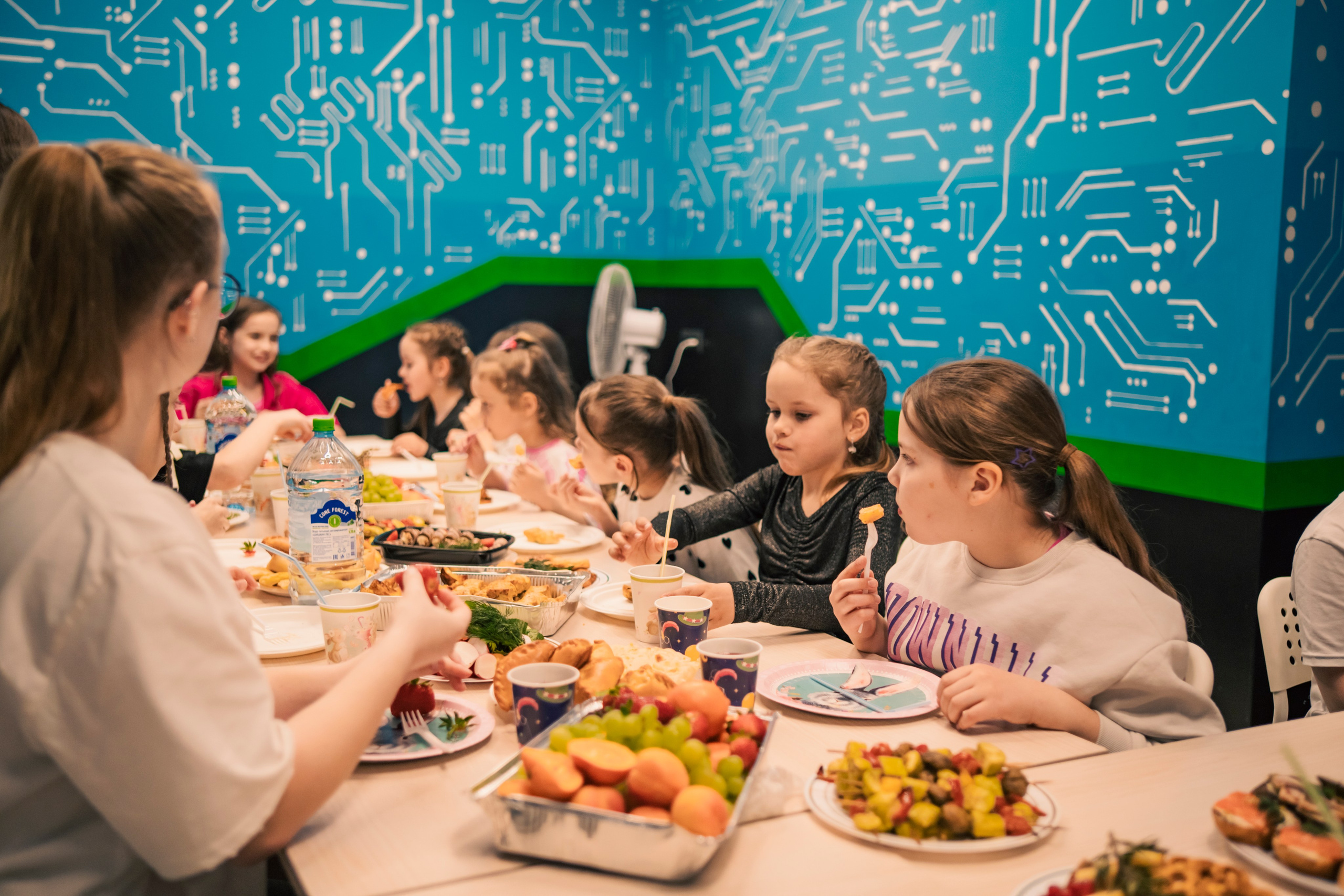 VR April-May. Felixtones