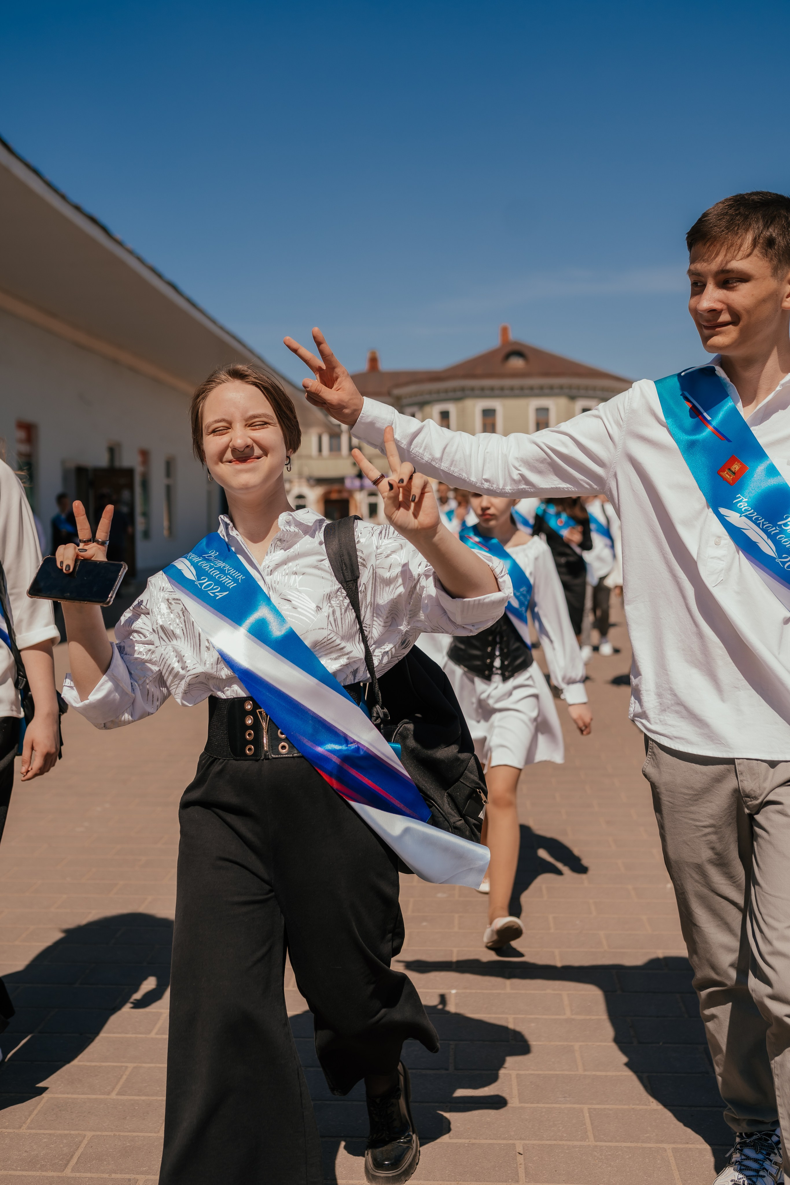Последний звонок. Фотограф Торопец Кристина Абрамова Kanwellia photography