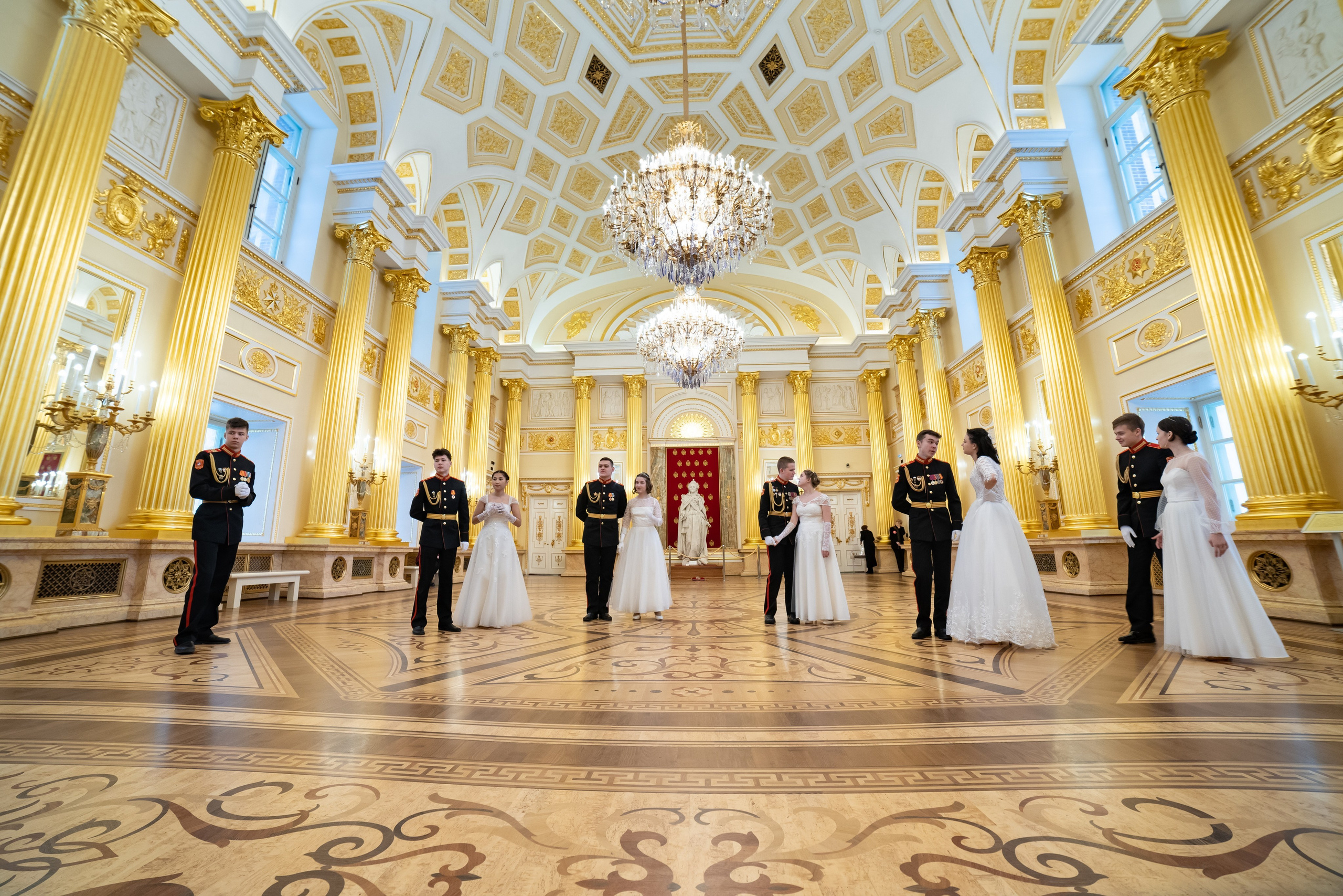 Фотосъёмка последний звонок, выпускной, бал. «Студия DRONAVT`s» — видеосъёмка и фотография г. Москва