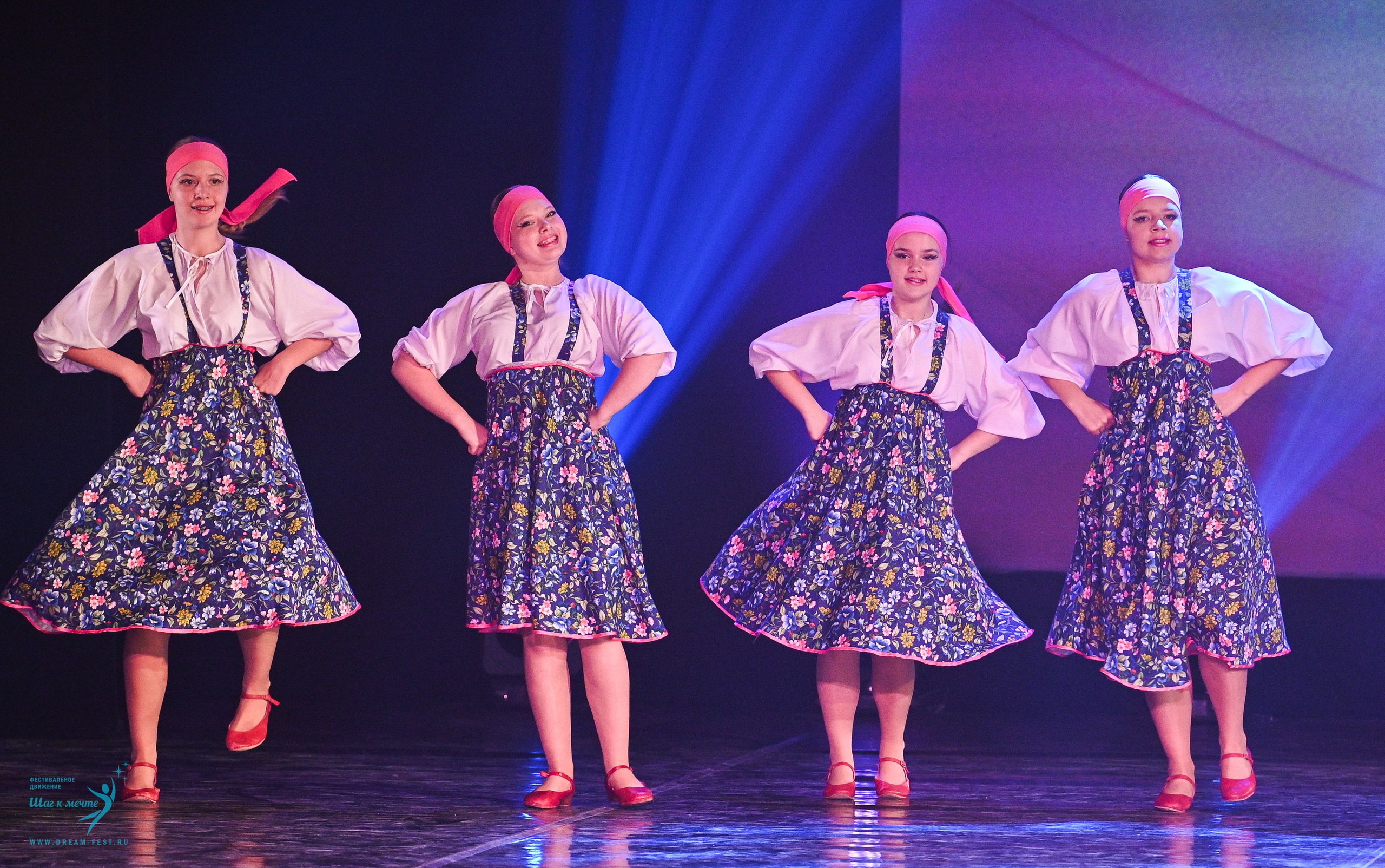 24.05.2025 «Мир под названием — Искусство танца» Фестивальное движение «Шаг к мечте» г. Кострома. Медиастудия Фото Концепт