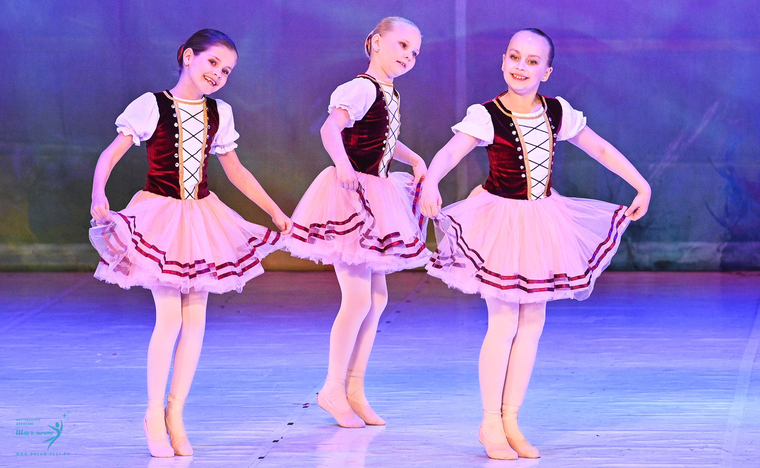 12.04.2025 Фестивальное движение «Шаг к мечте» г. Москва. Медиастудия Фото Концепт