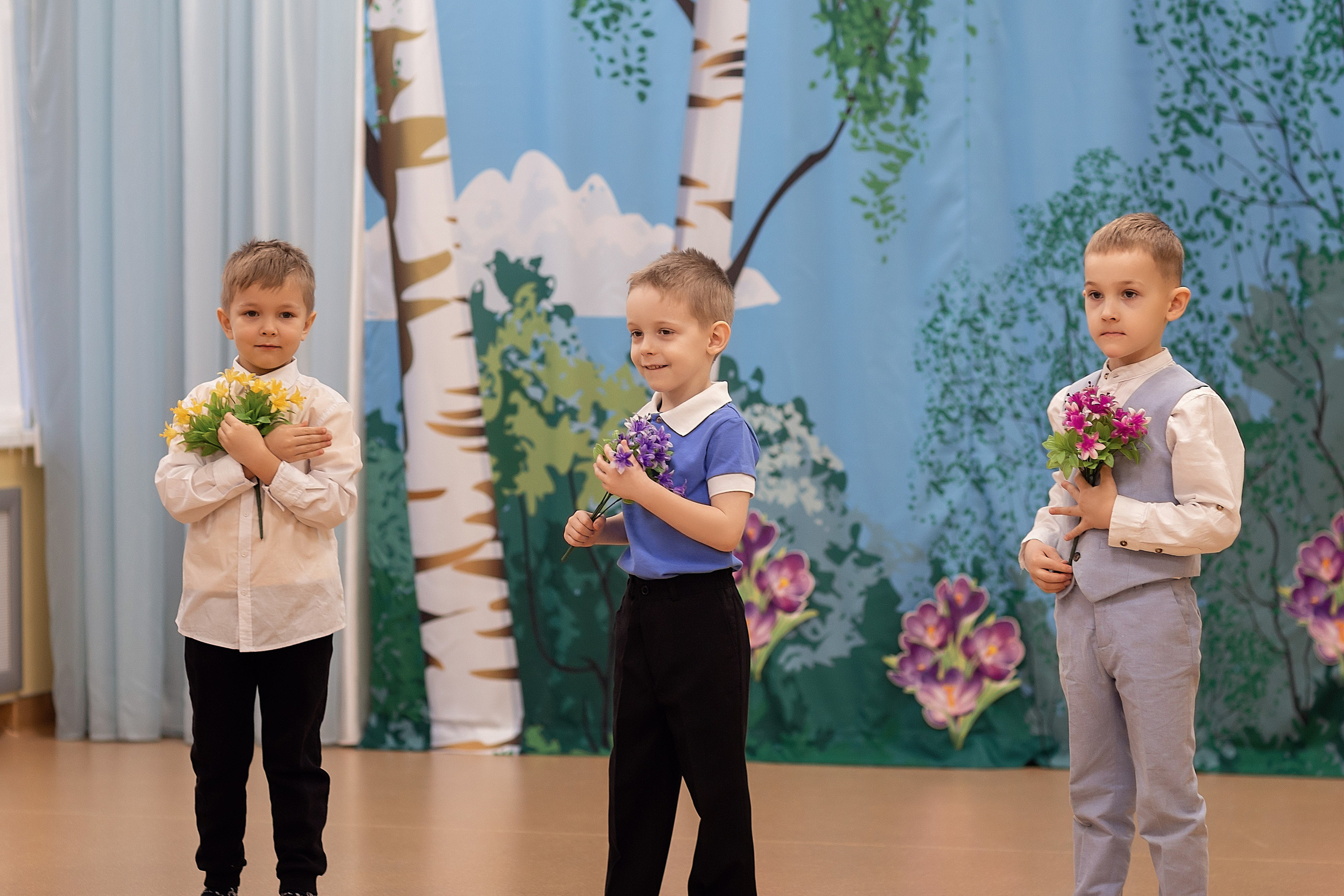 Весенний утренник_старшая группа_2025. Семейный фотограф в Санкт-Петербурге