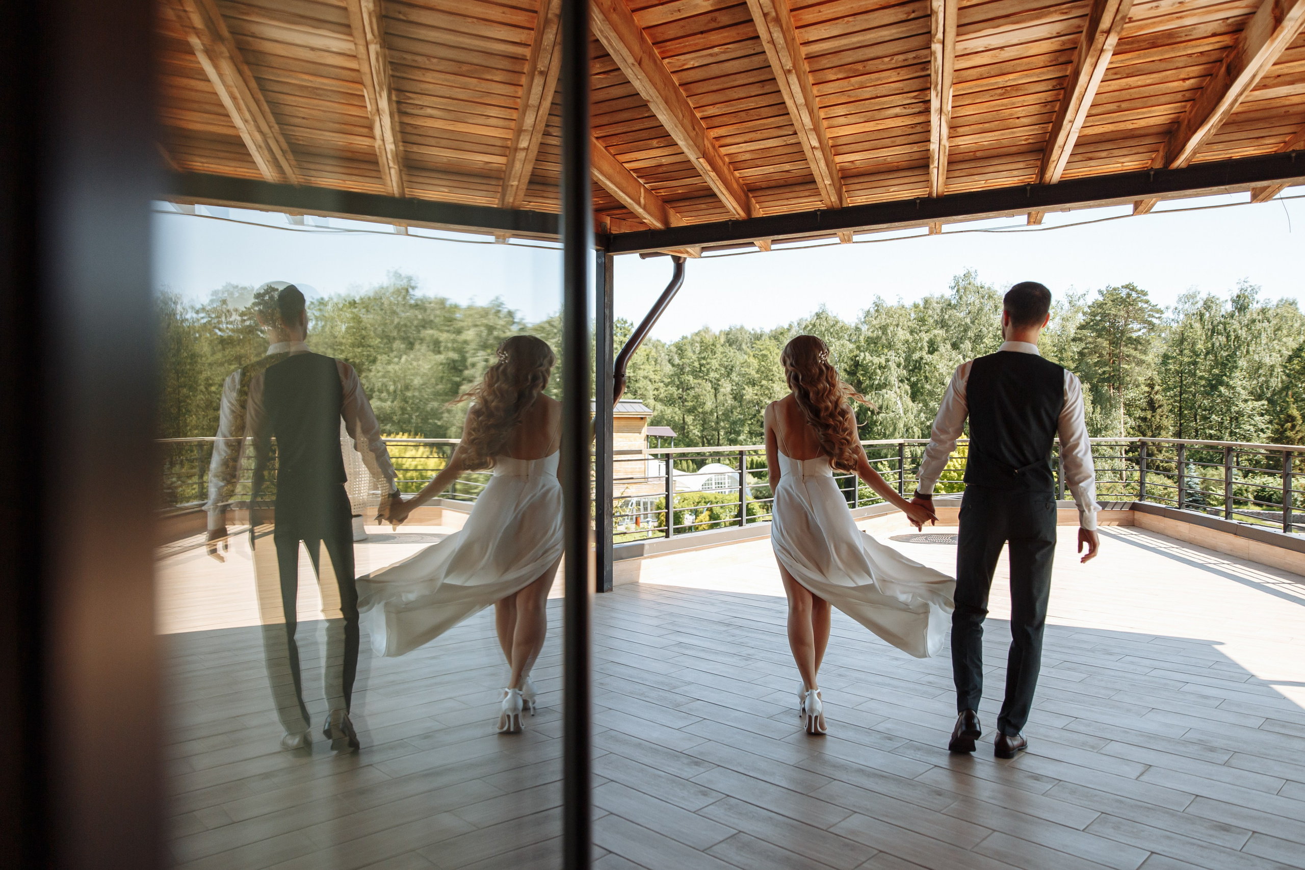 Свадебная фотосессия с кабриолетом и в загородном клубе Artiland. Свадебный фотограф Москва и МО Сергей Киржаев