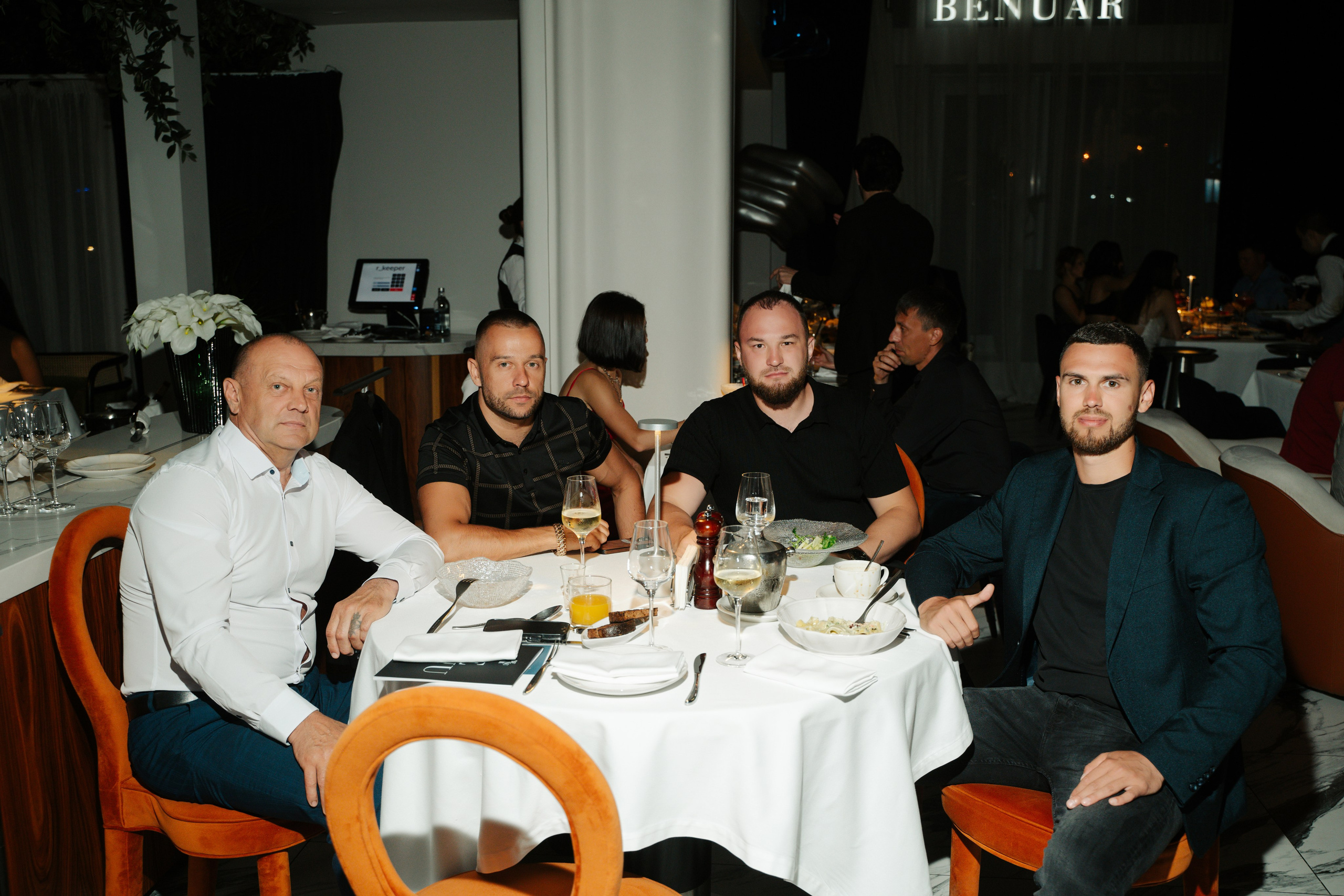 12 июля (пятница). BENUAR Restaurant