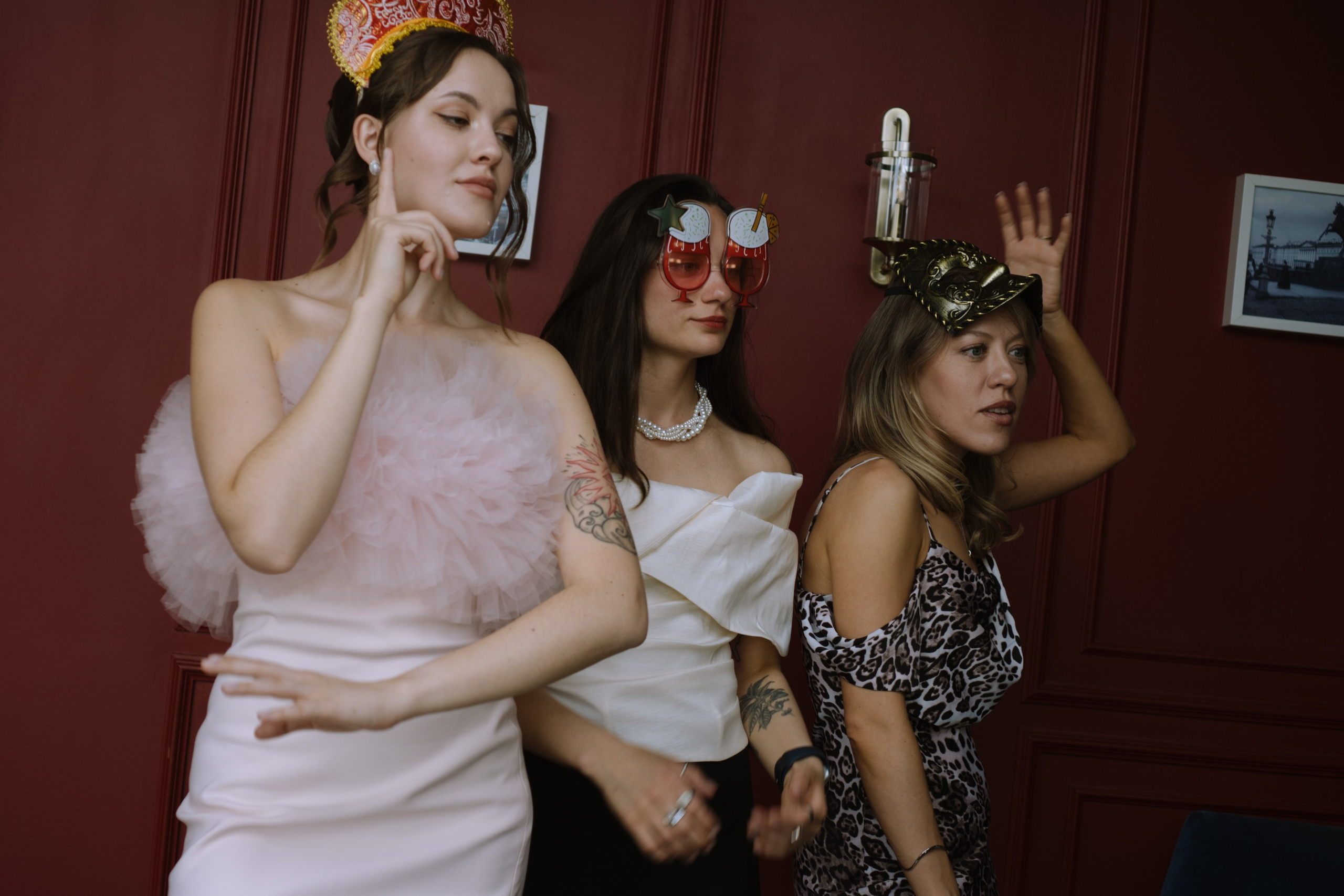 СВАДЕБНЫЙ БАНКЕТ НА ВЛАДИМИРСКОЙ В САНКТ-ПЕТЕРБУРГЕ (КАМЕРНАЯ СВАДЬБА). Профессиональный фотограф, Санкт-Петербург — Виктория Богомолова