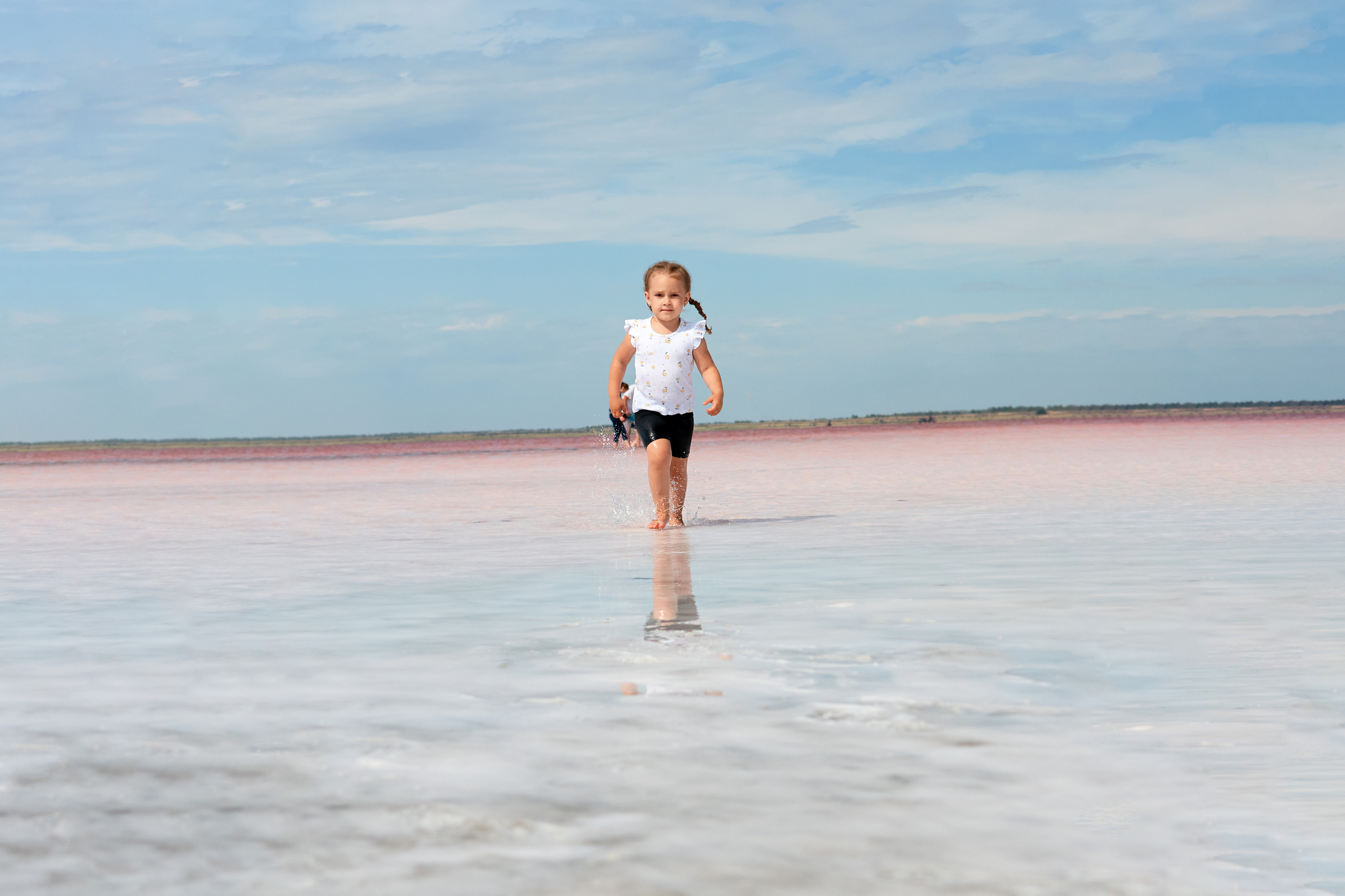 Розовое озеро. Фотограф