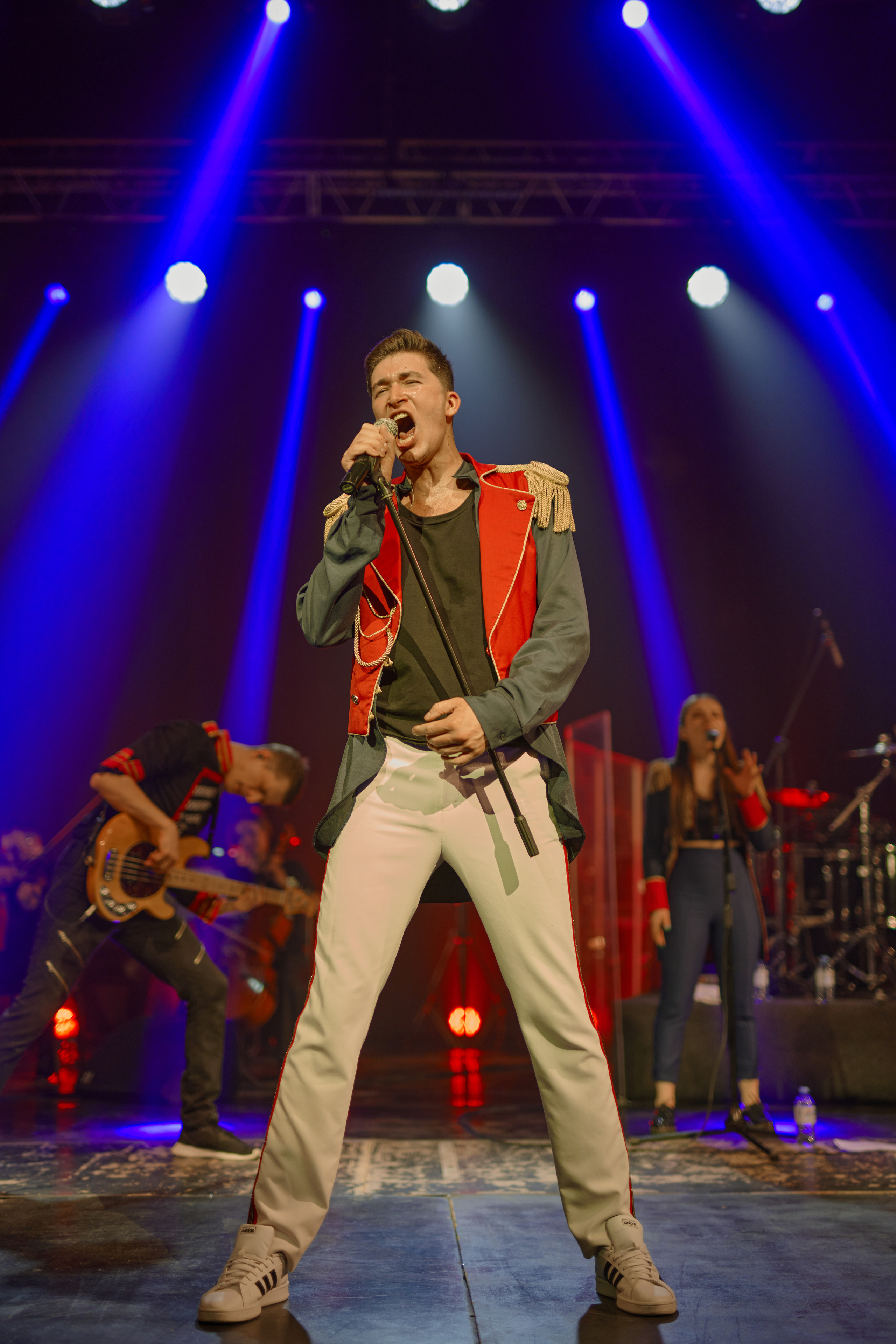 Radio qween. Фотограф