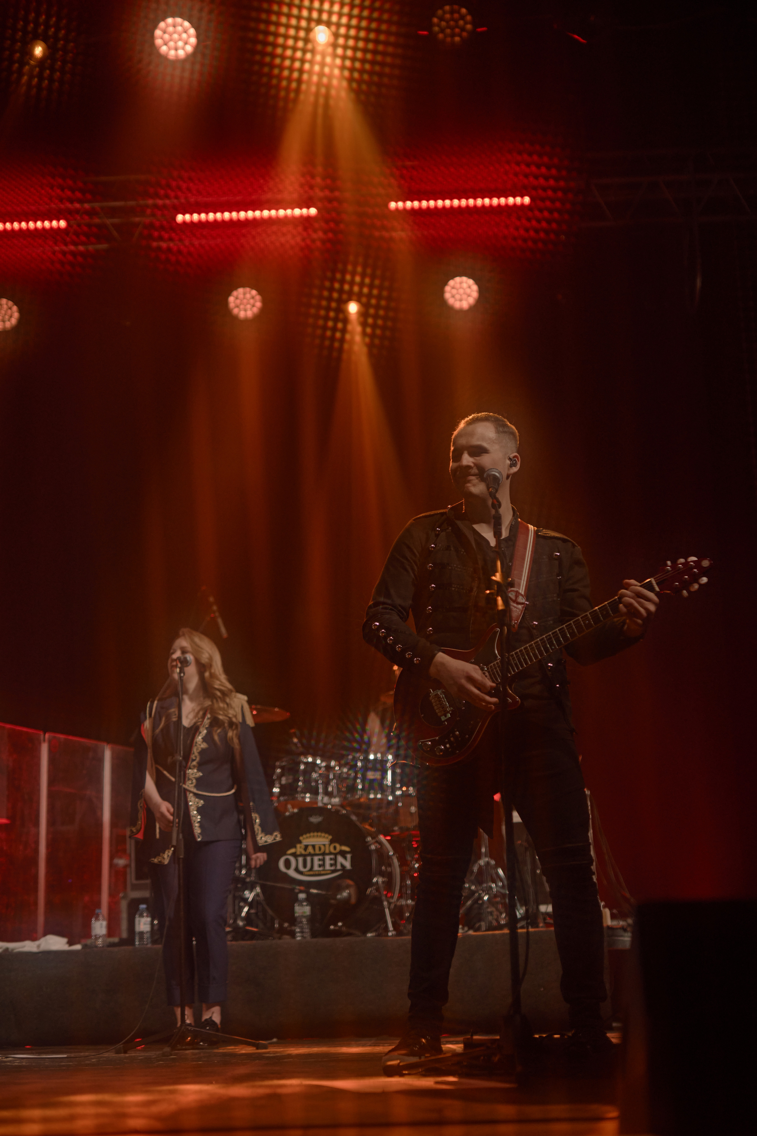 Radio qween. Фотограф