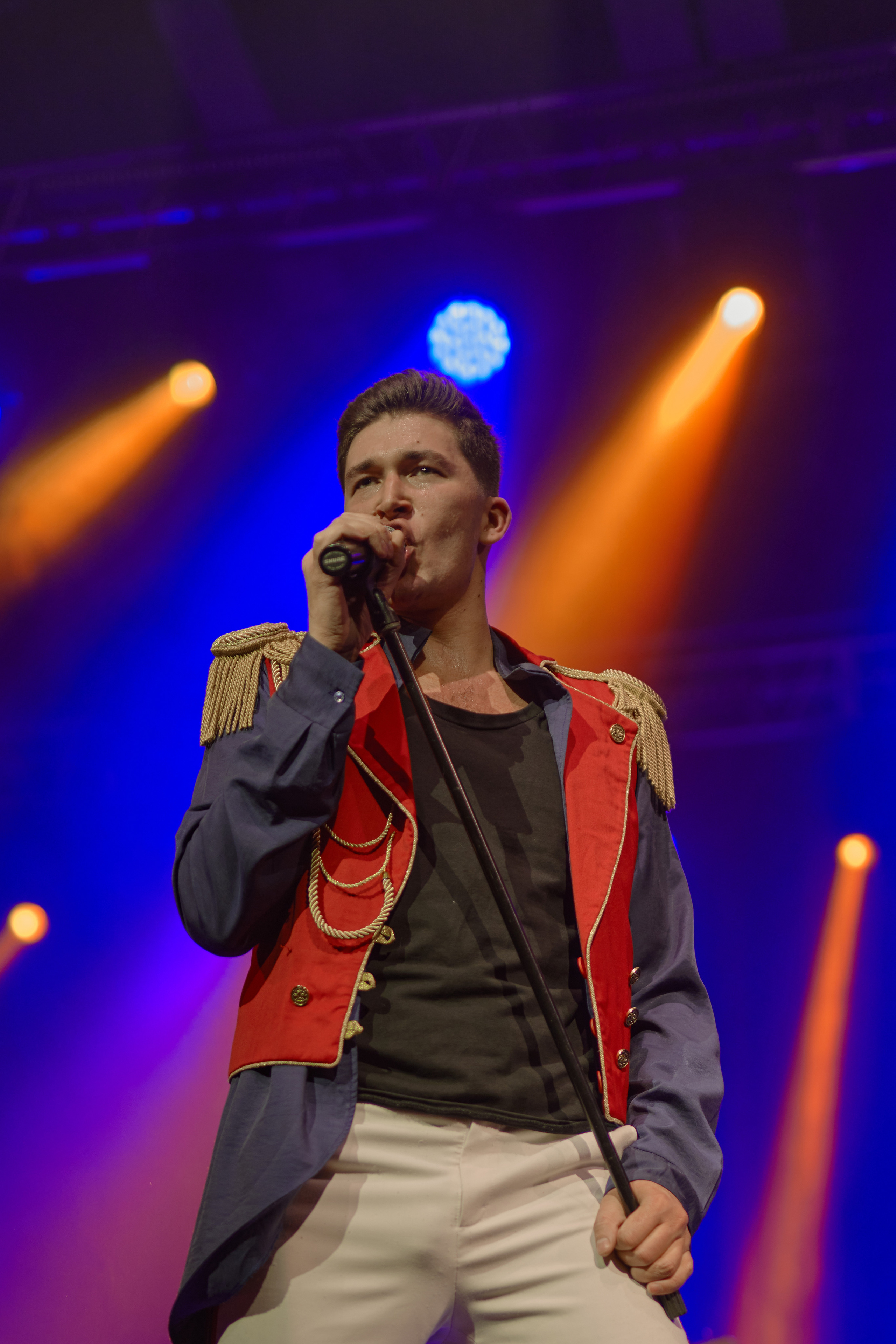 Radio qween. Фотограф