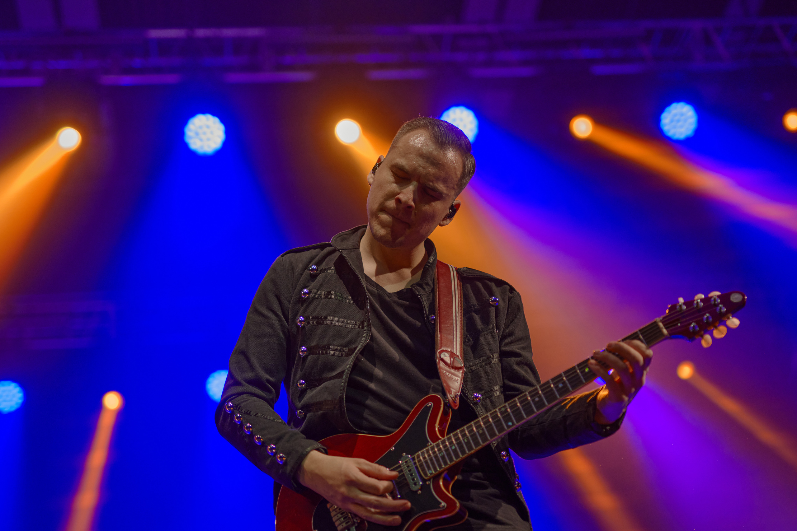 Radio qween. Фотограф