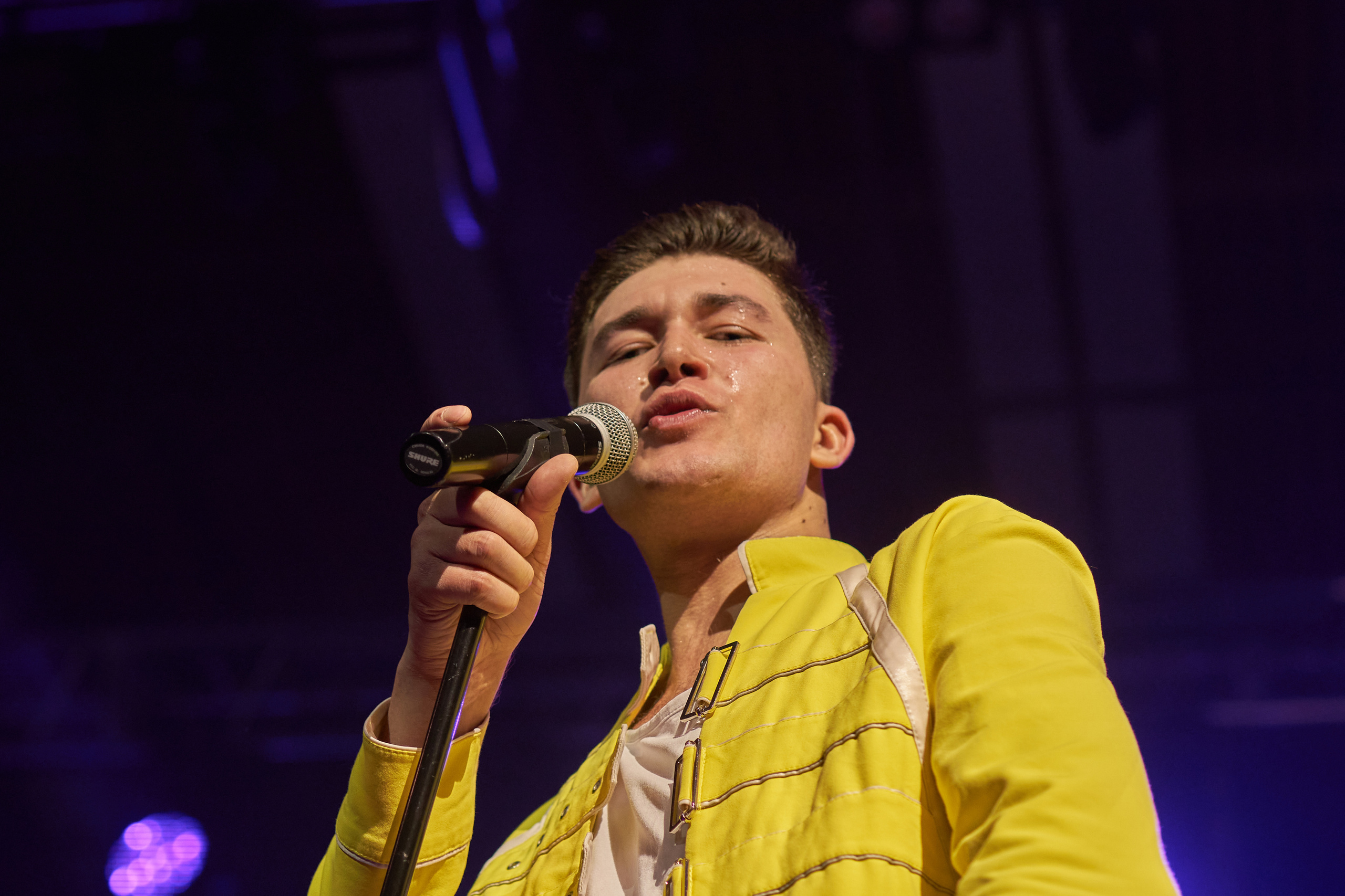 Radio qween. Фотограф