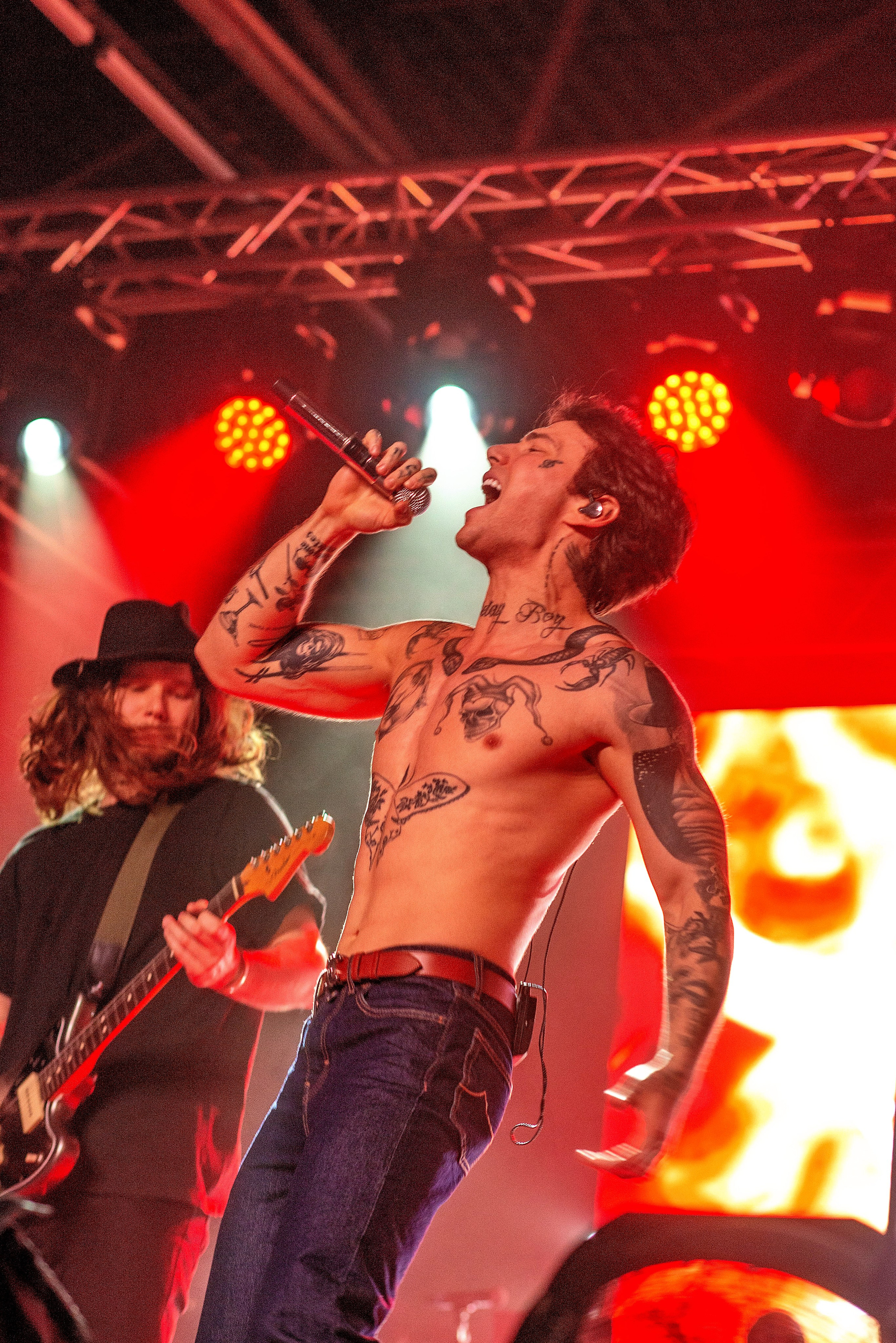 Концерт Хolidayboy. Школьный, фэшн фотограф в Тюмени и в России Ирина Королева