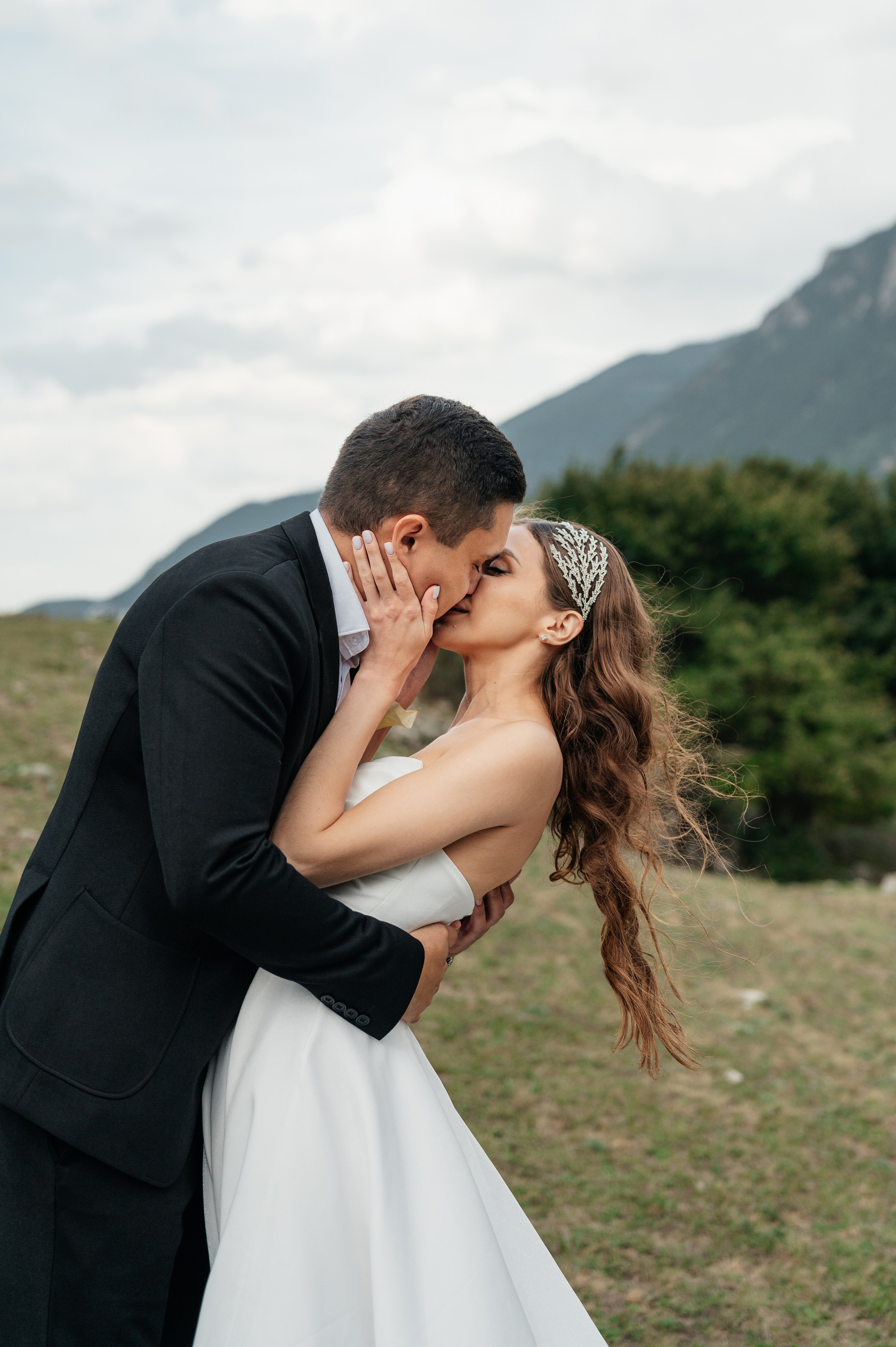Горная свадьба Рината и Регины (09.09.24). Свадебный и travel фотограф в Волгограде, Сочи, Домбае, Европе