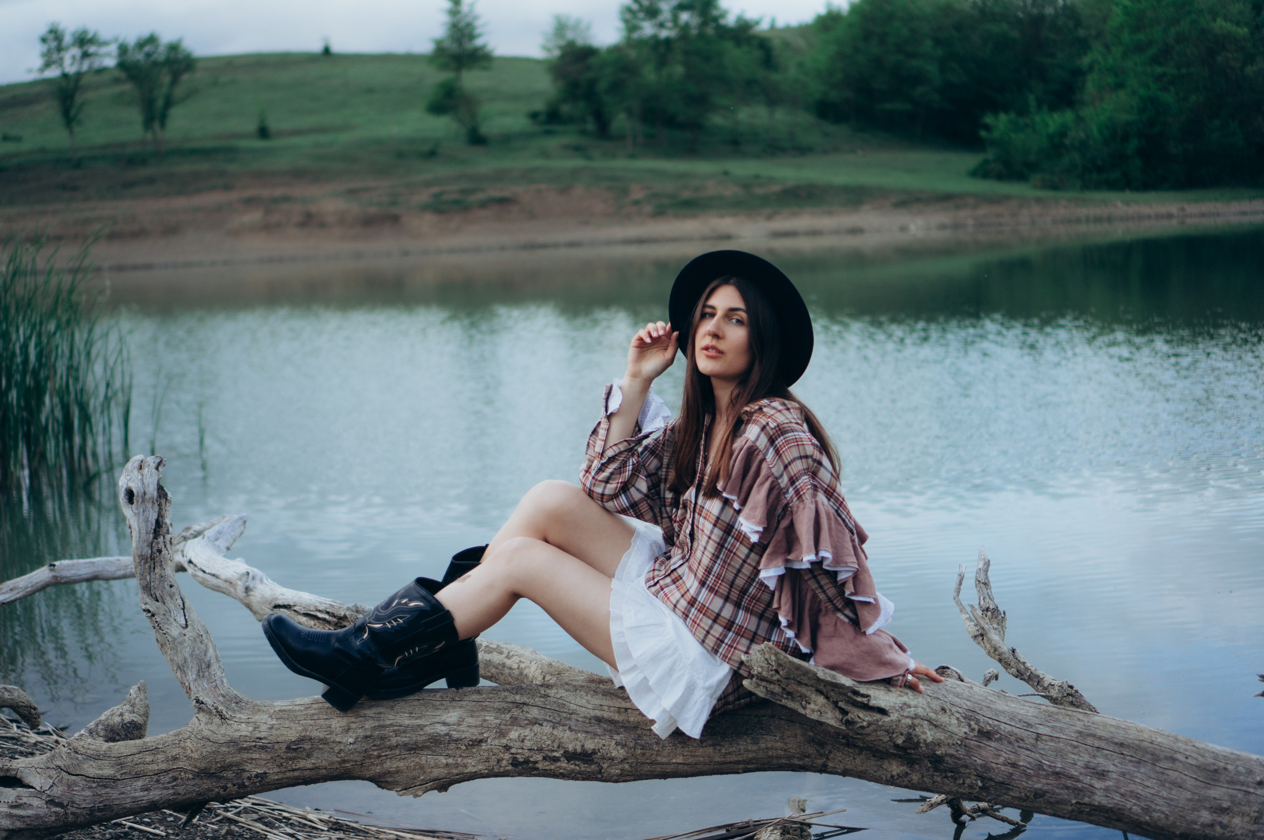 Виктория | озера и холмы. Обо мне