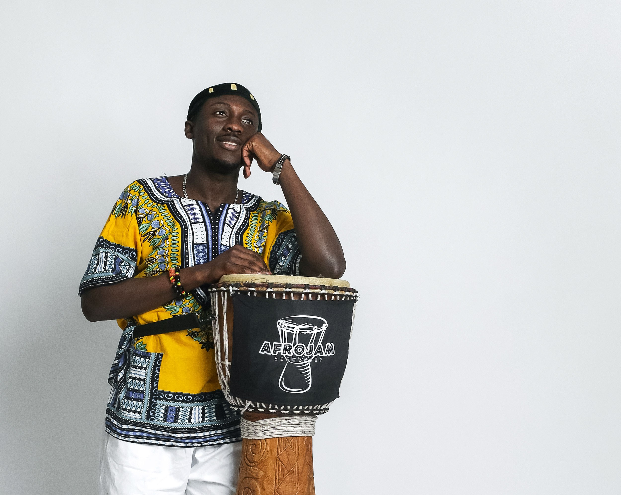 Шоу африканских барабанов. Фотостудия Автопортретная № 2 в Ижевске