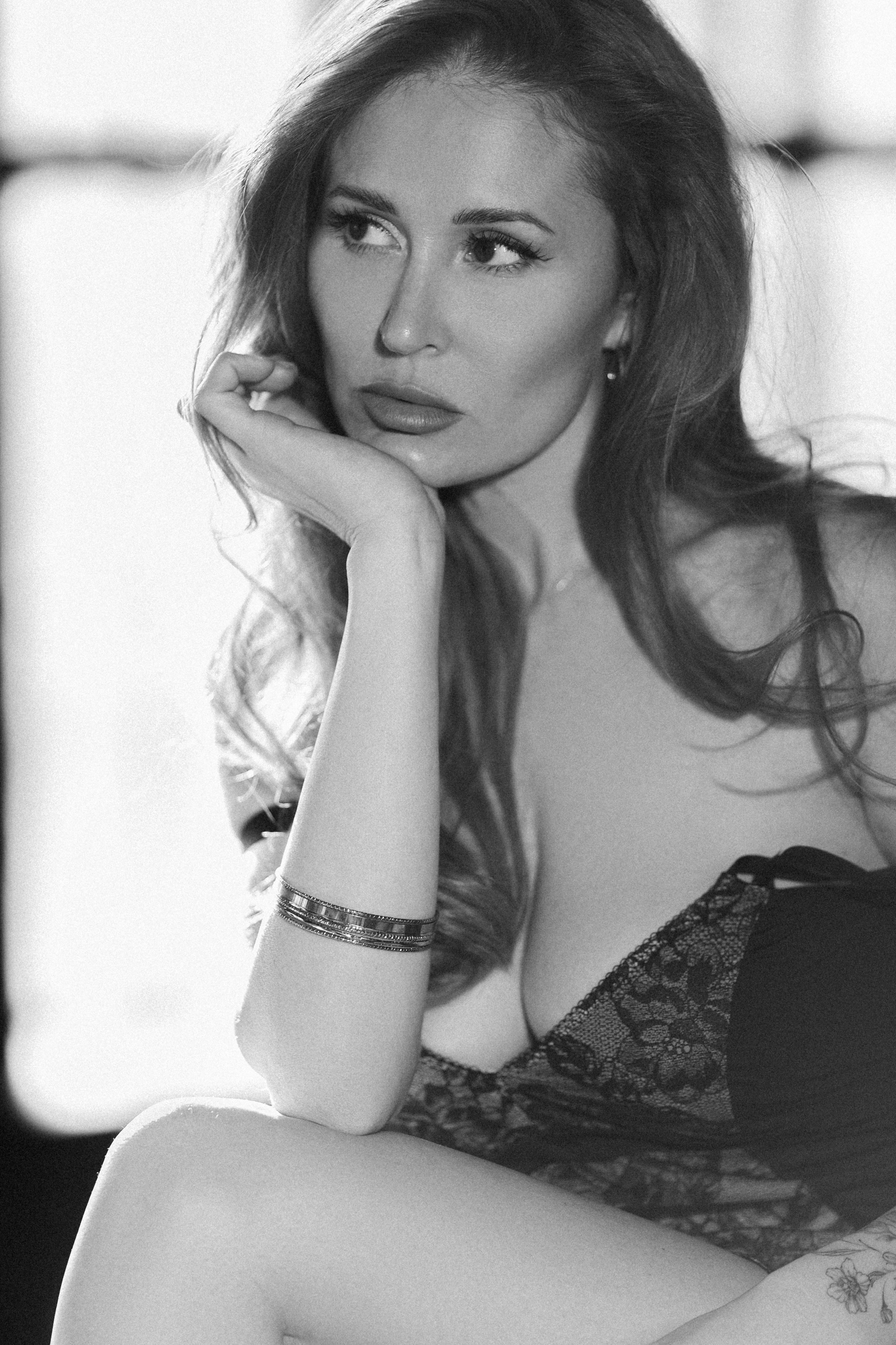 Студии & отели. Модель Москва каталожная и творческая съемка Anna Antlers