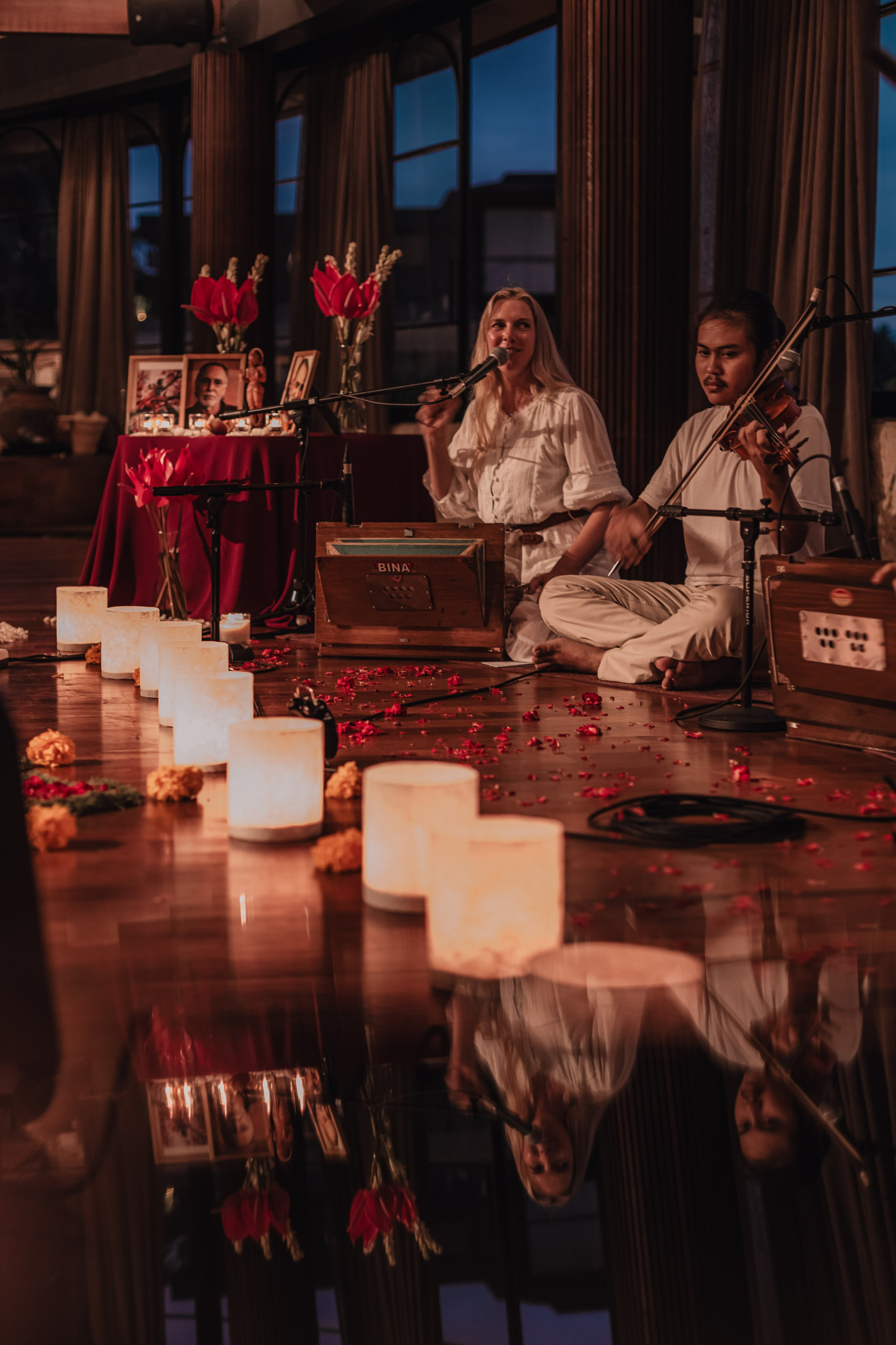 Kirtan at Soulshine nov. Мариам Багдасарян