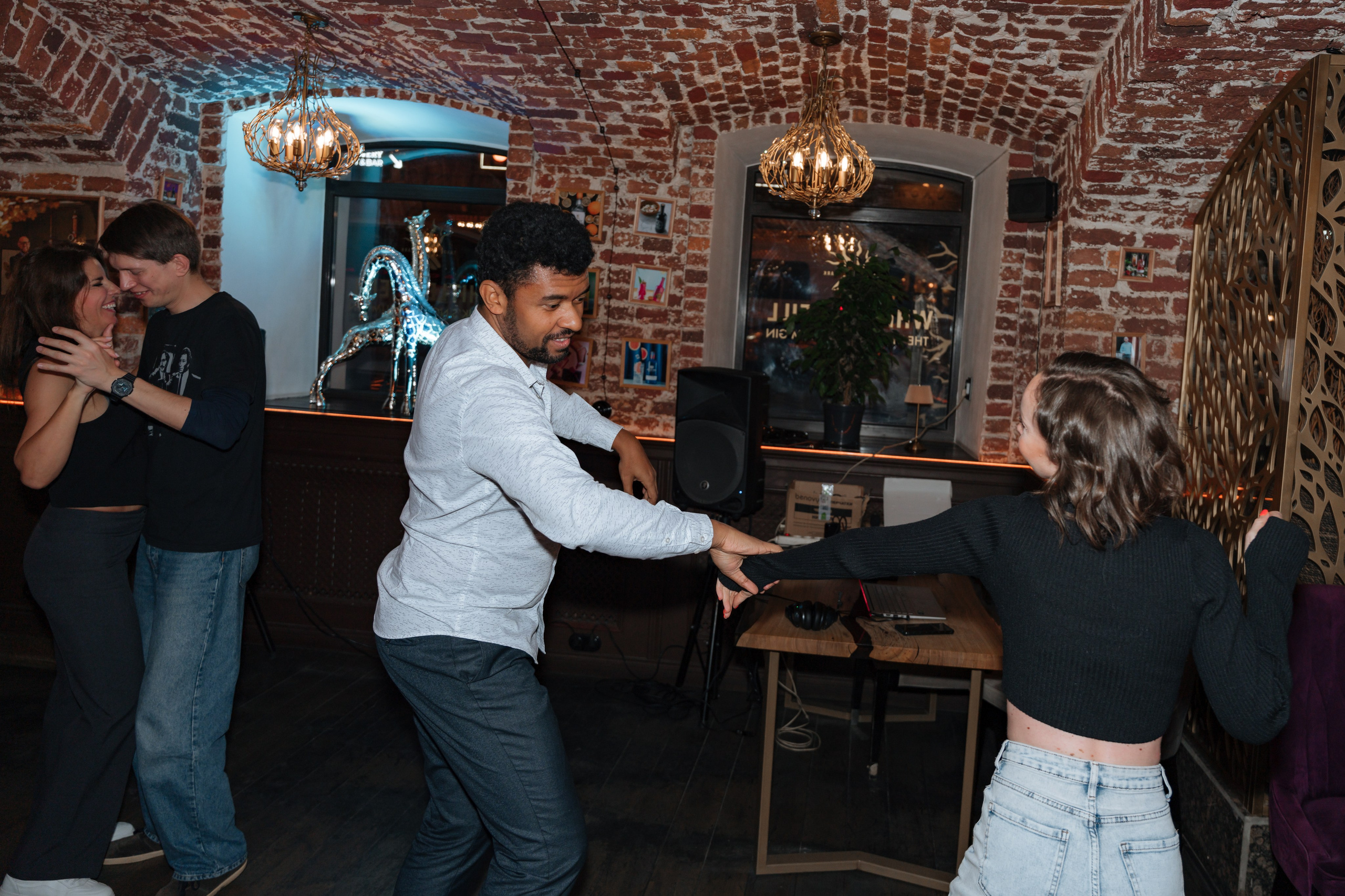 Вечеринка Андрэ, бачата, Джинотека. Портретный фотограф в Санкт-Петербурге Дмитриева Наталия