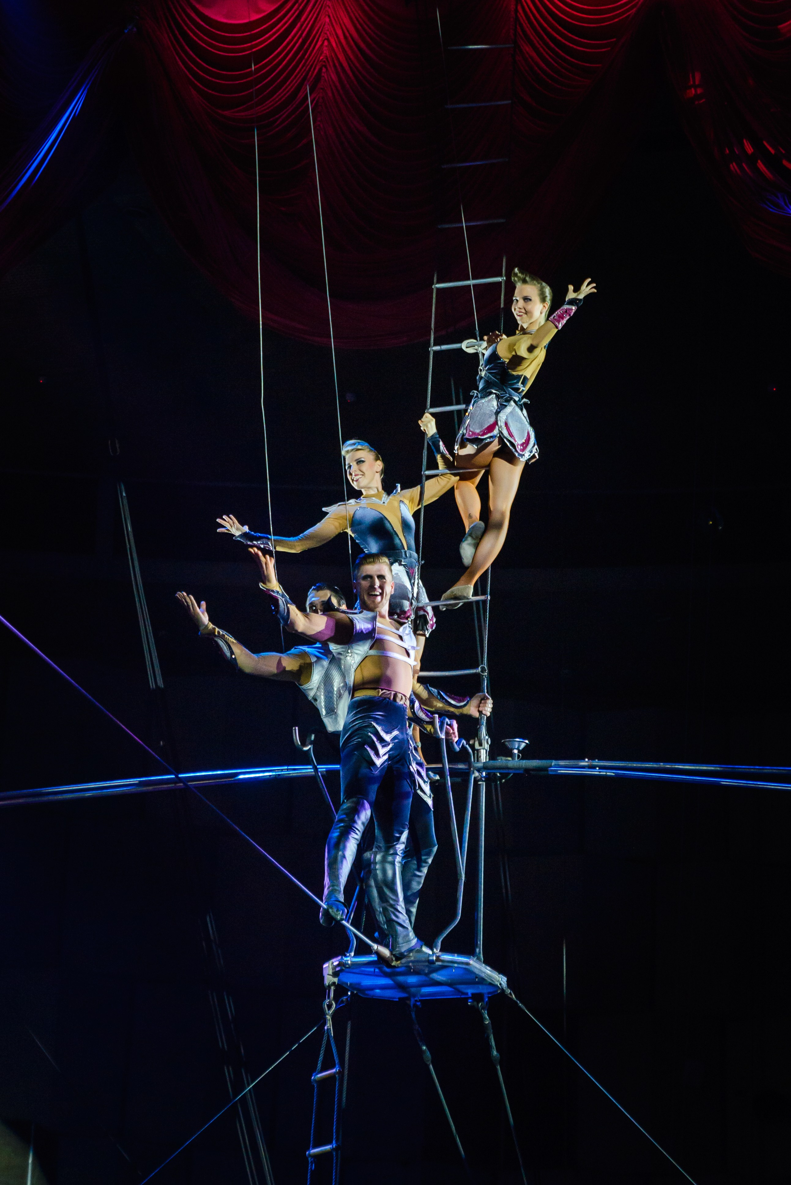 Пермский государственный цирк. Фотограф в Ханты-Мансийске Евгений Жуланов