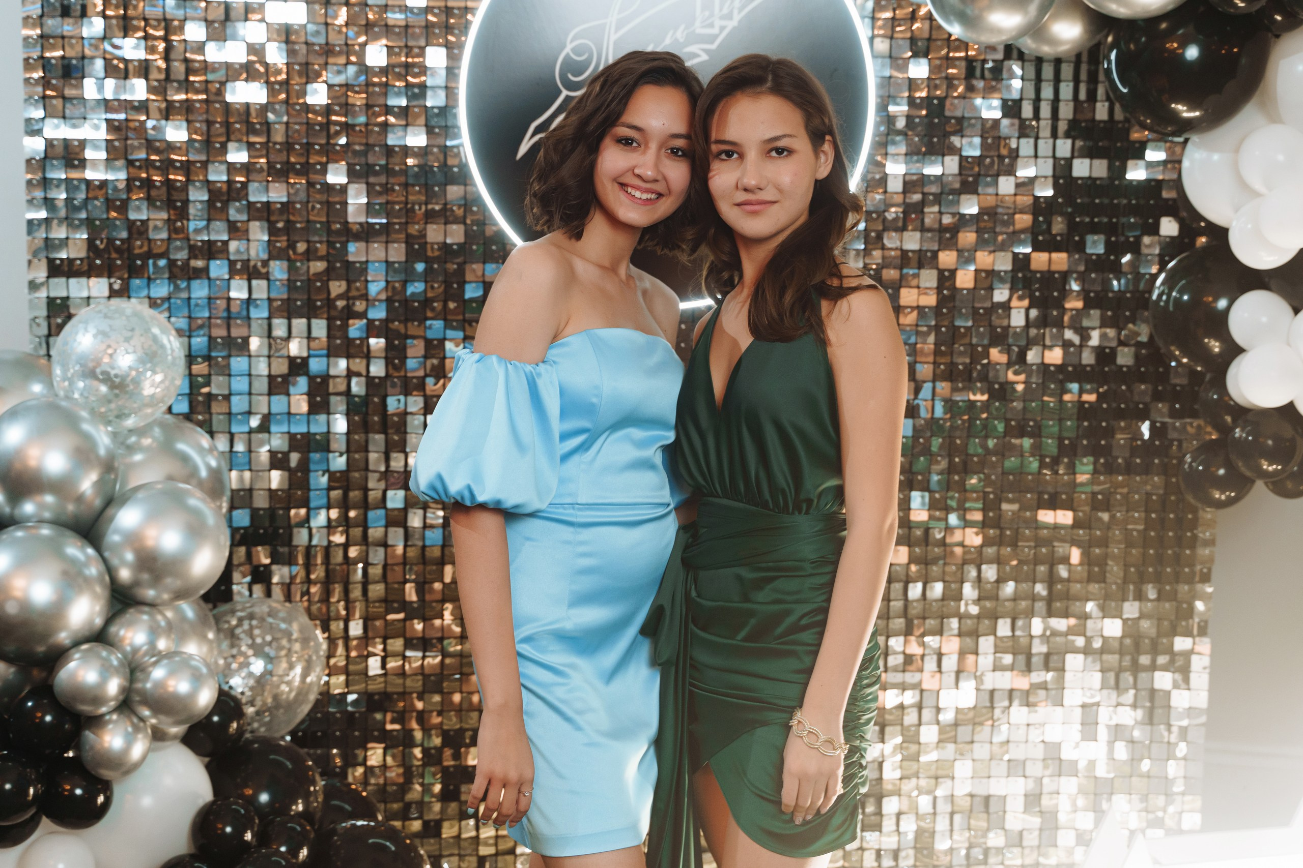 Выпускной фото на выпускной