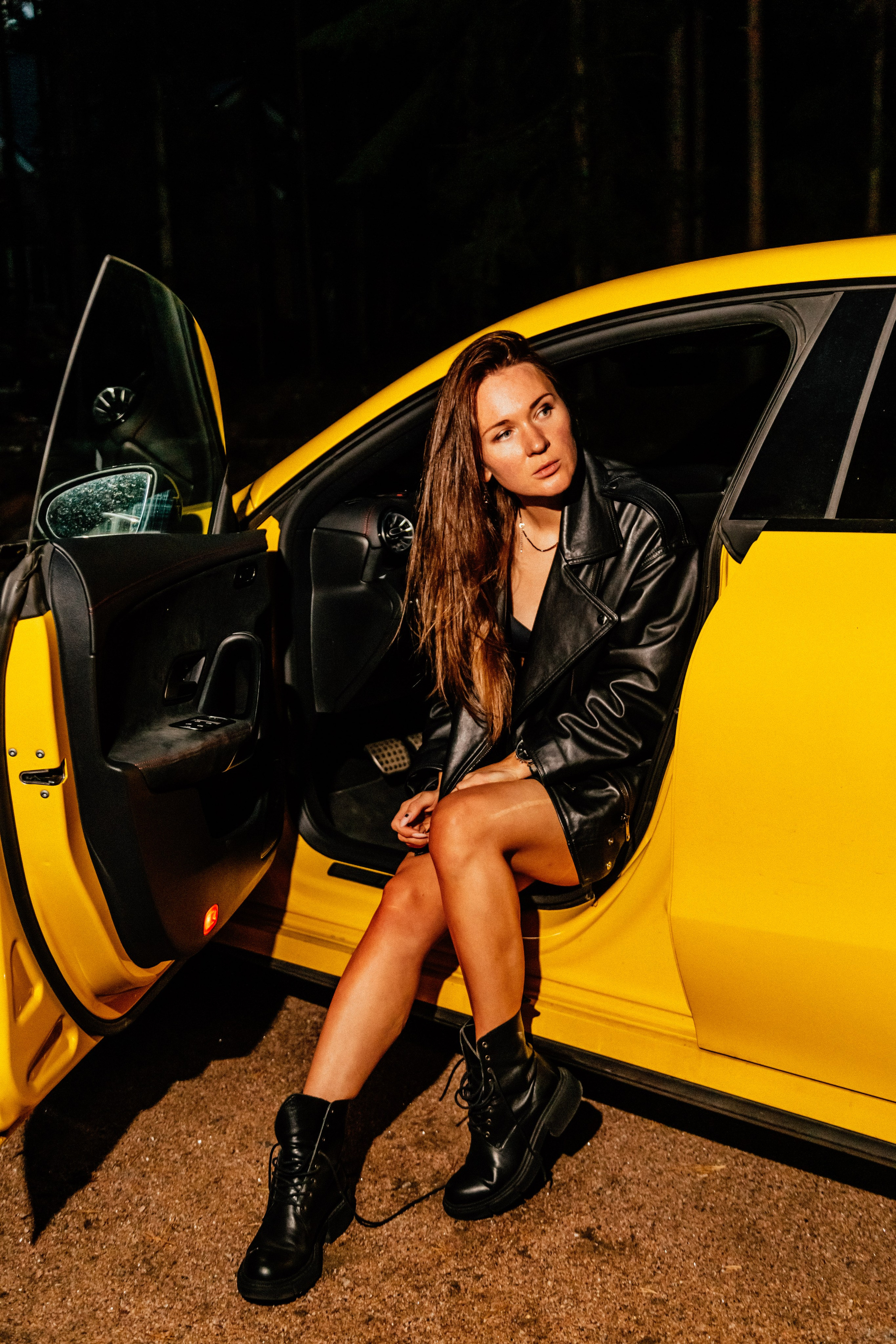 Фотосет с машиной. Семейный фотограф Любовь Саркеева