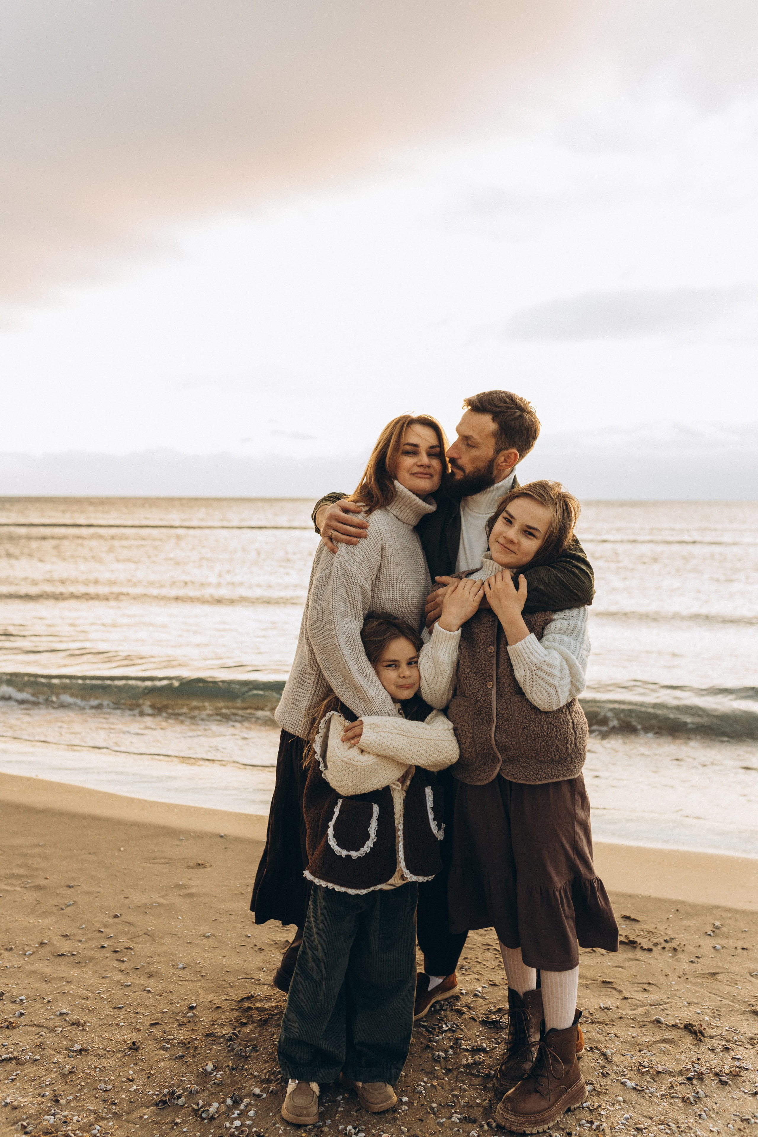 Эдик Алина Лика и Ульяна. Семейный фотограф в Новороссийске и Анапе Александра Яковлева
