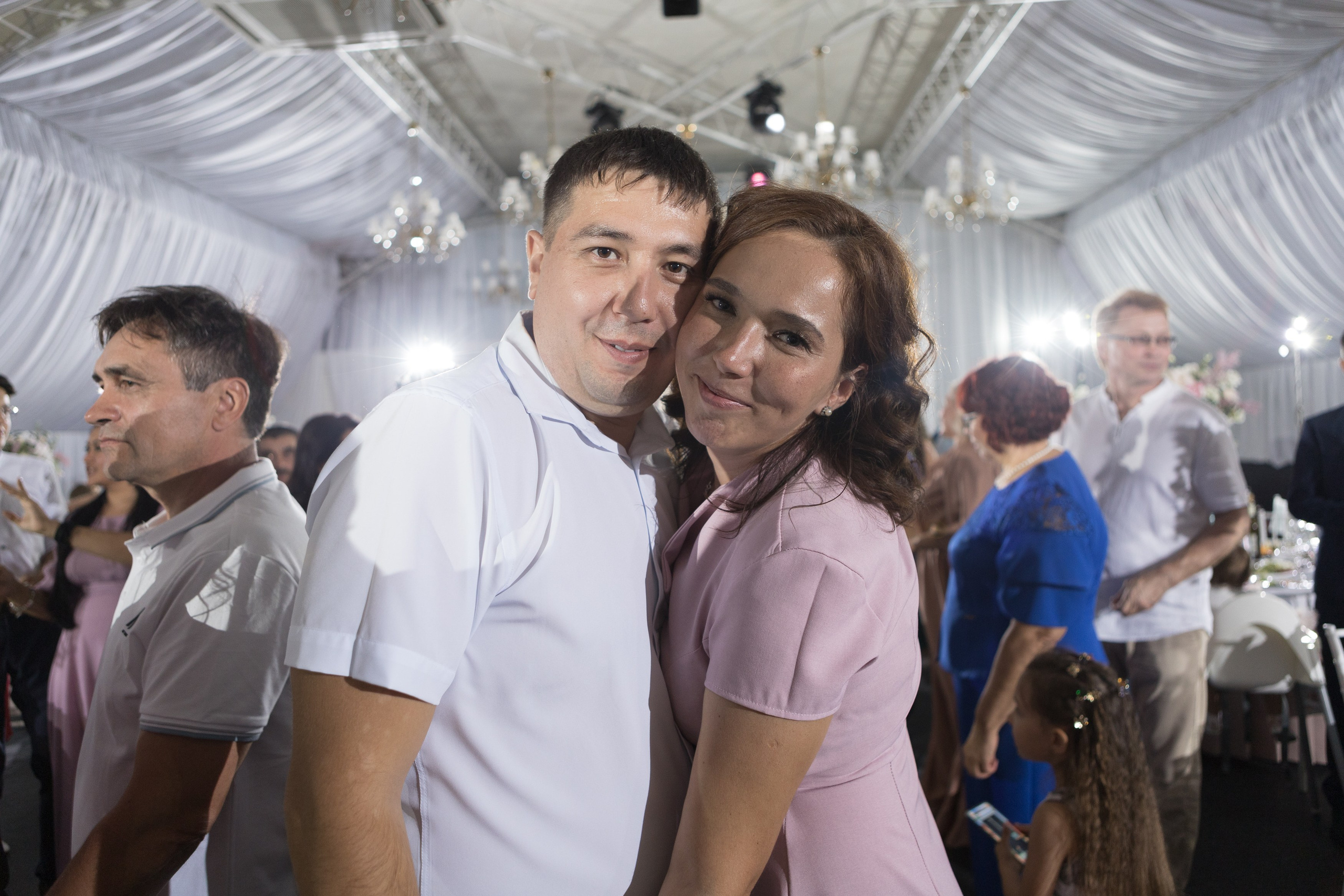 Свадебный фотограф Уфа — Руслан ГабдлисламовЖивые эмоции, красивые кадры, воспоминания на всю жизнь.Работаю по всей Республике Башкортоста. Свадебный фотограф Уфа Руслан Габдлисламов