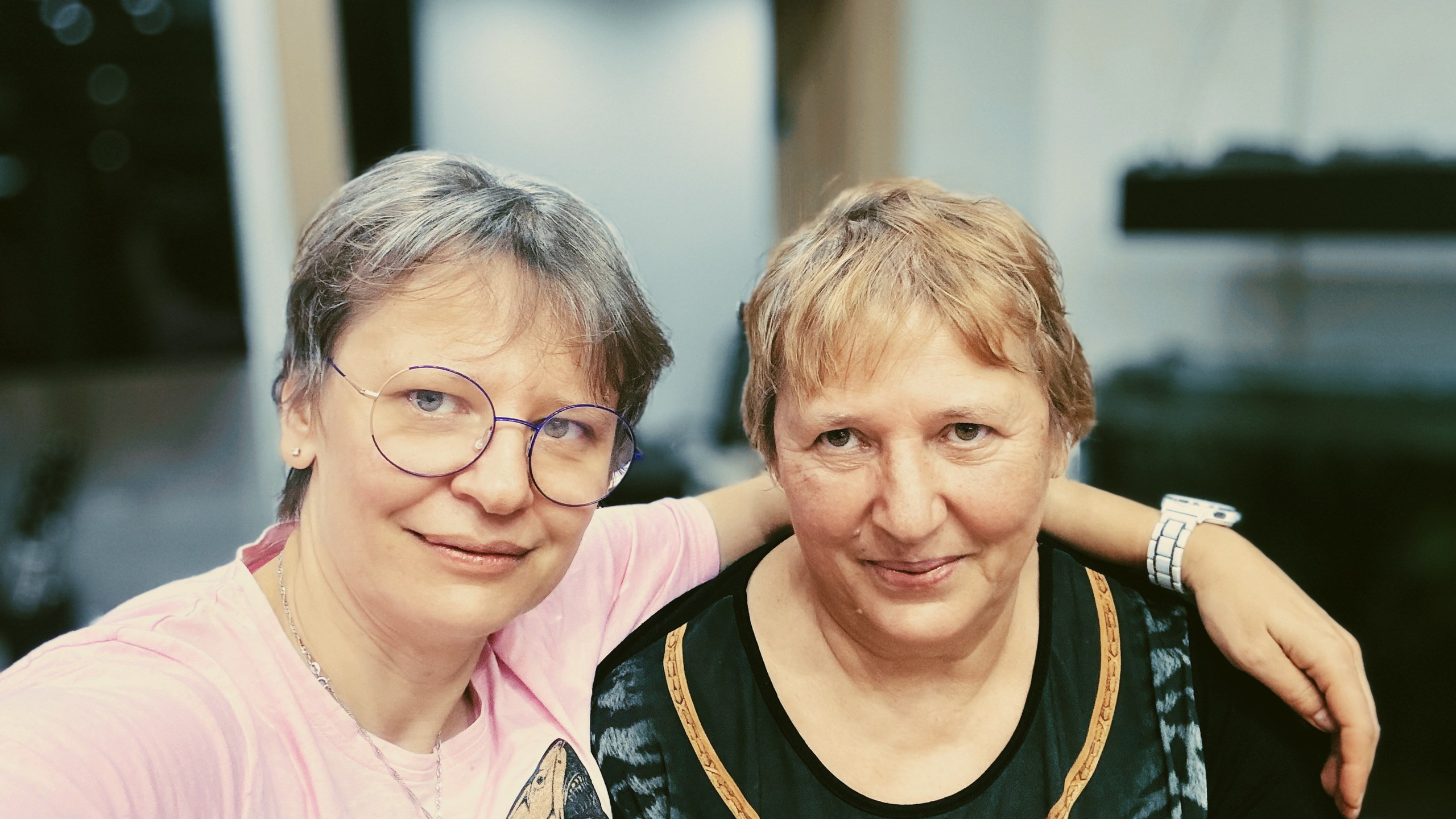 Мобилография. OLGA OLEYNIKOVA Пространство, люди, смыслы