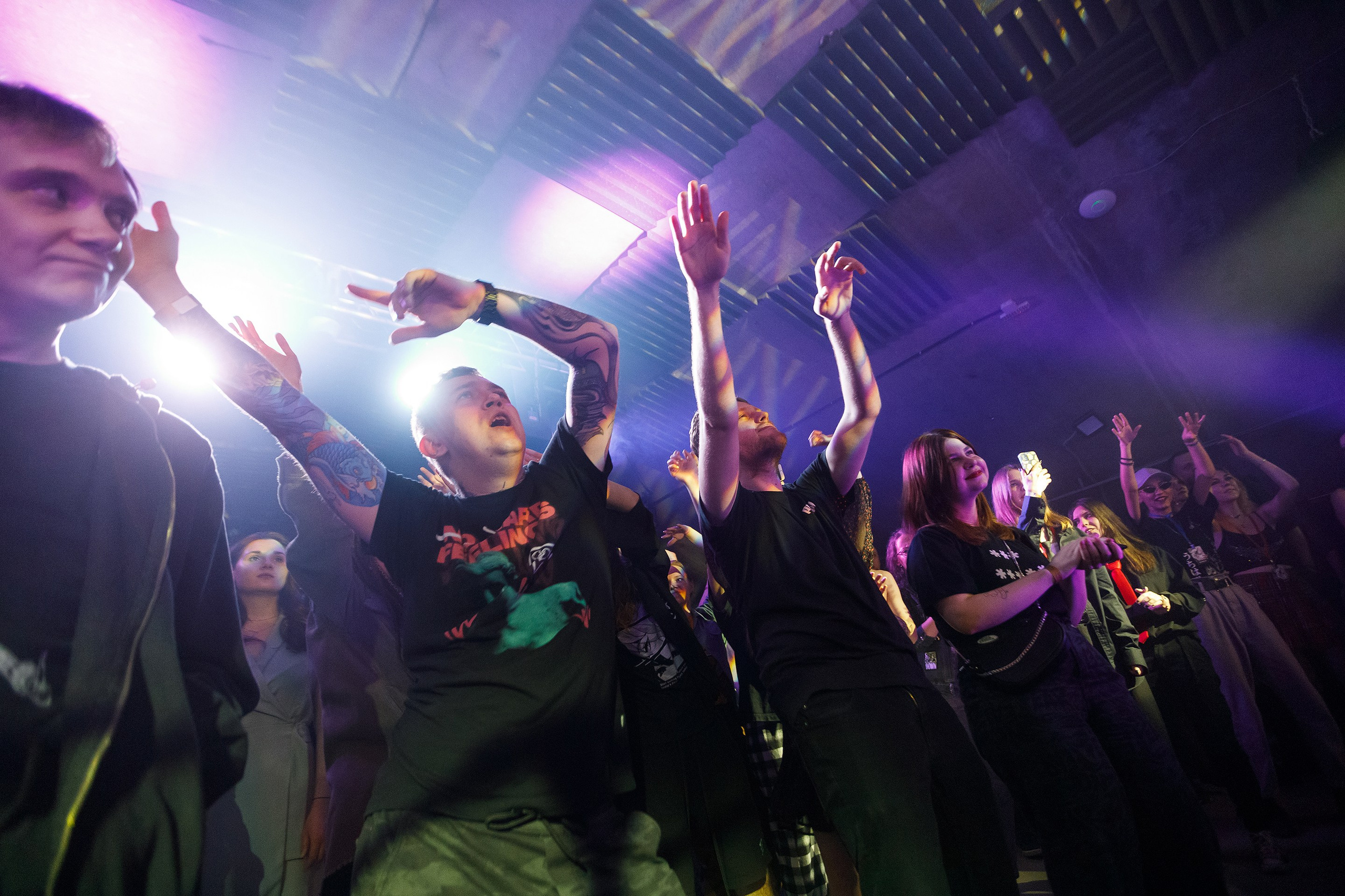 Репортажная фотосъемка концерта. Профессиональный фотограф в Новосибирске