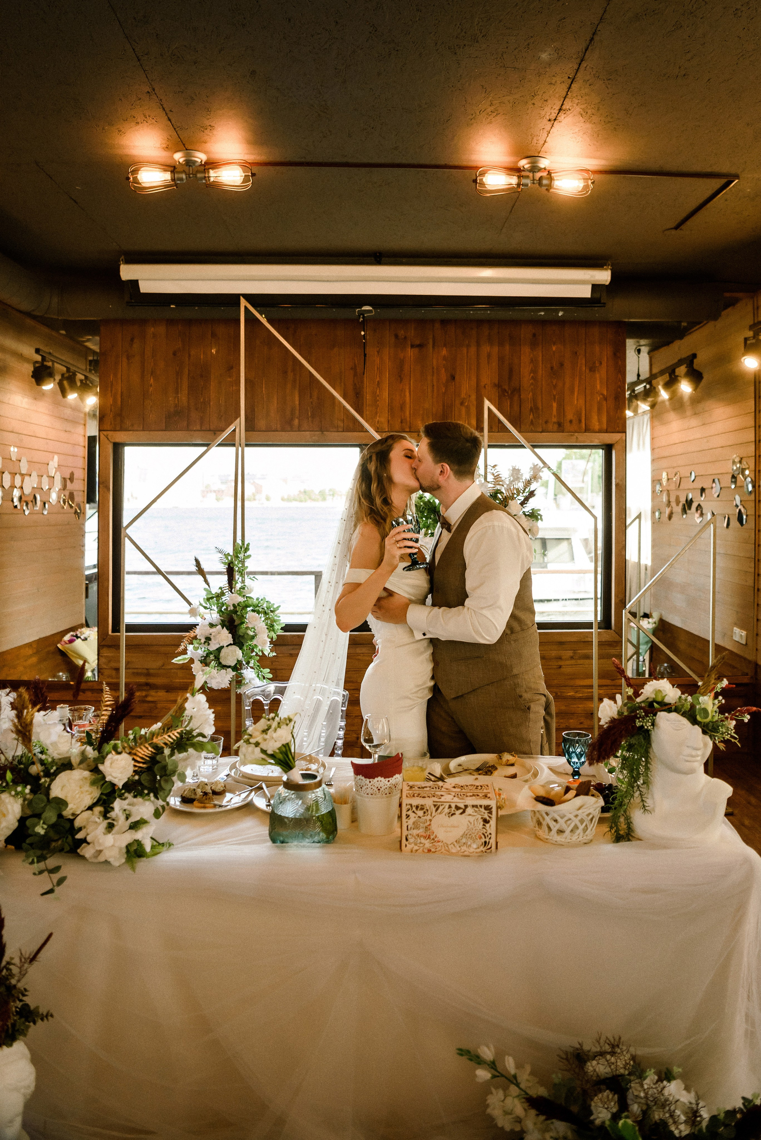 17/08/24 Ирина и Иван. Свадебный фотограф в Санкт-Петербурге София Шубик