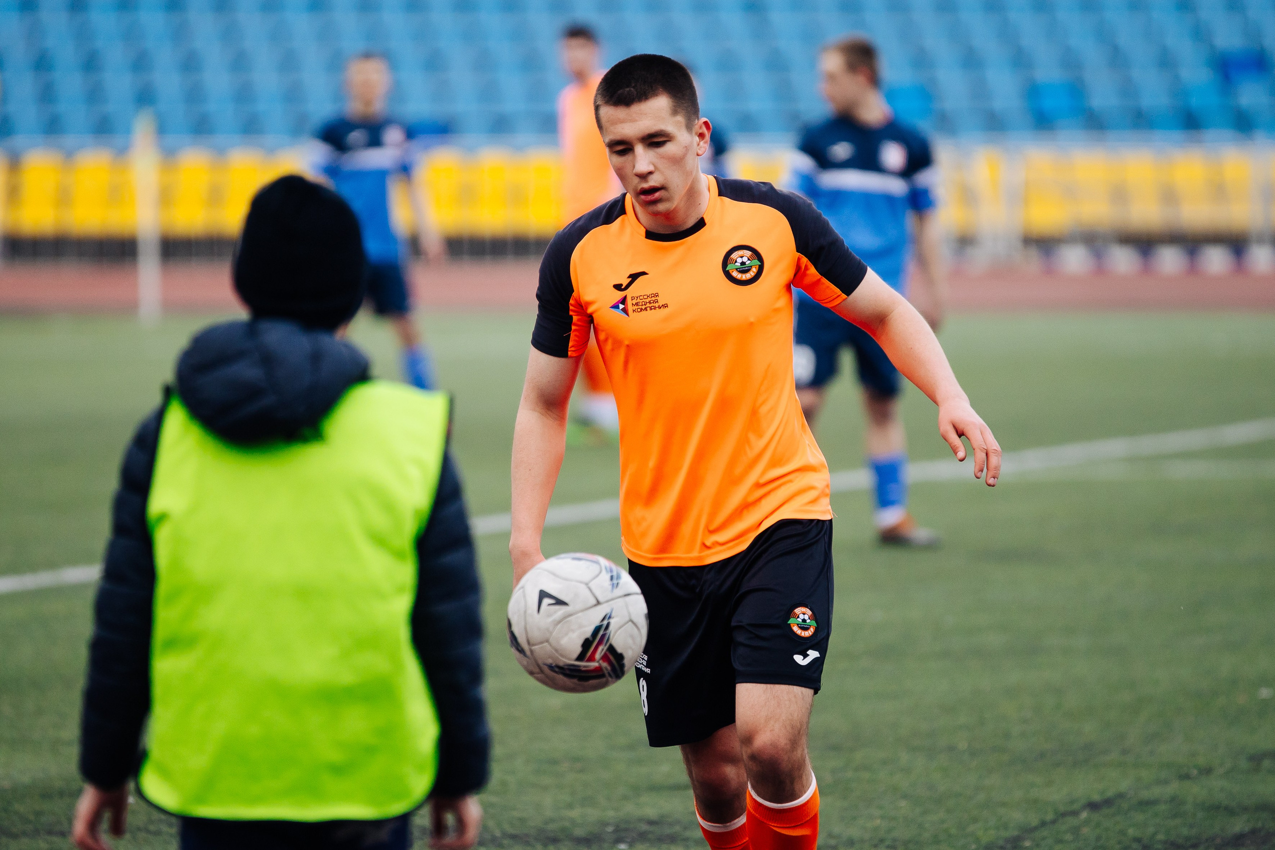 ФК Металлург — ФК Шахтер // 06.04.24. Денис Прохоров Фотограф в г. Магнитогорск