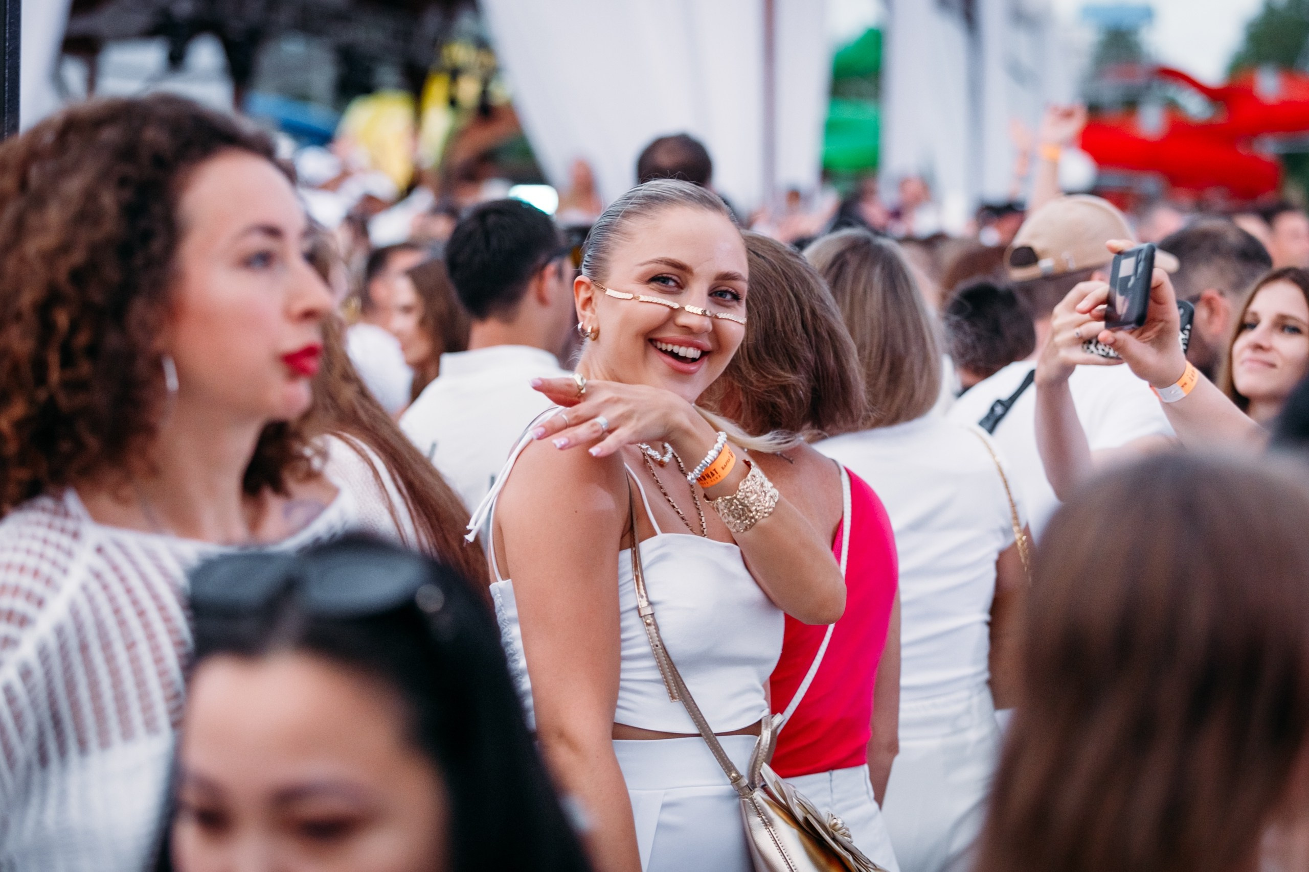 White Party @ Бархат парк. Репортажный фотограф Максим Полянский. Москва, Санкт-Петербург, Красноярск