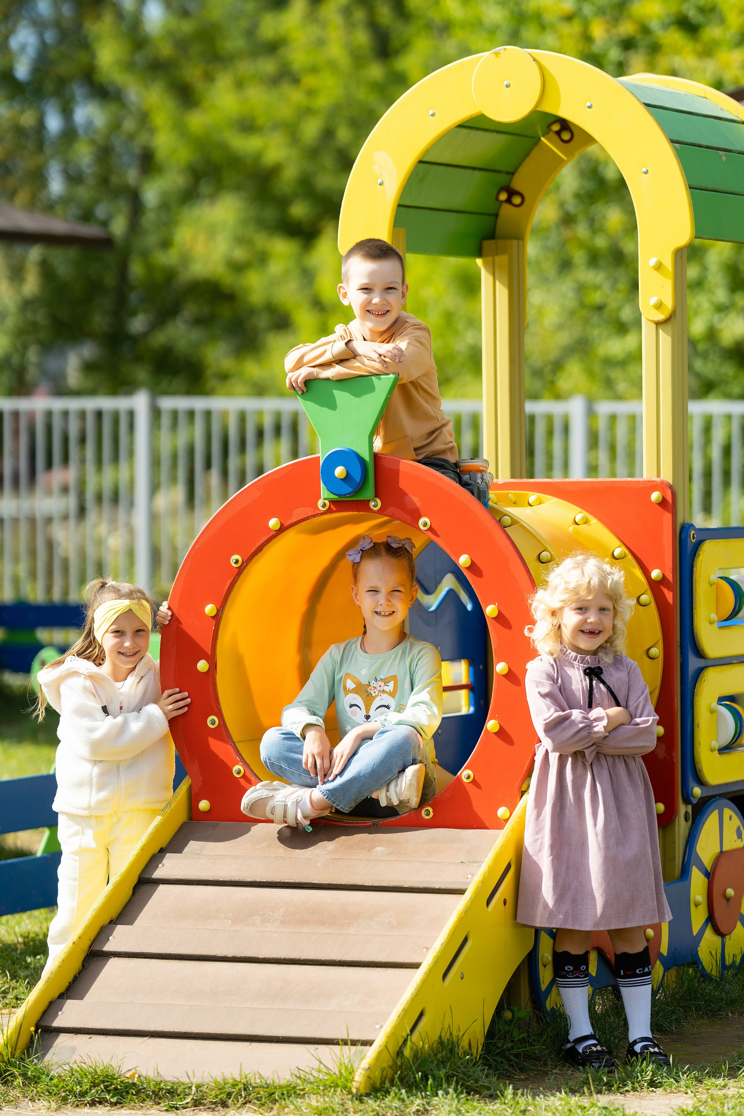 Фотографии, снятые в Д/С. Выпускные альбомы от Мамаевых, город Киров