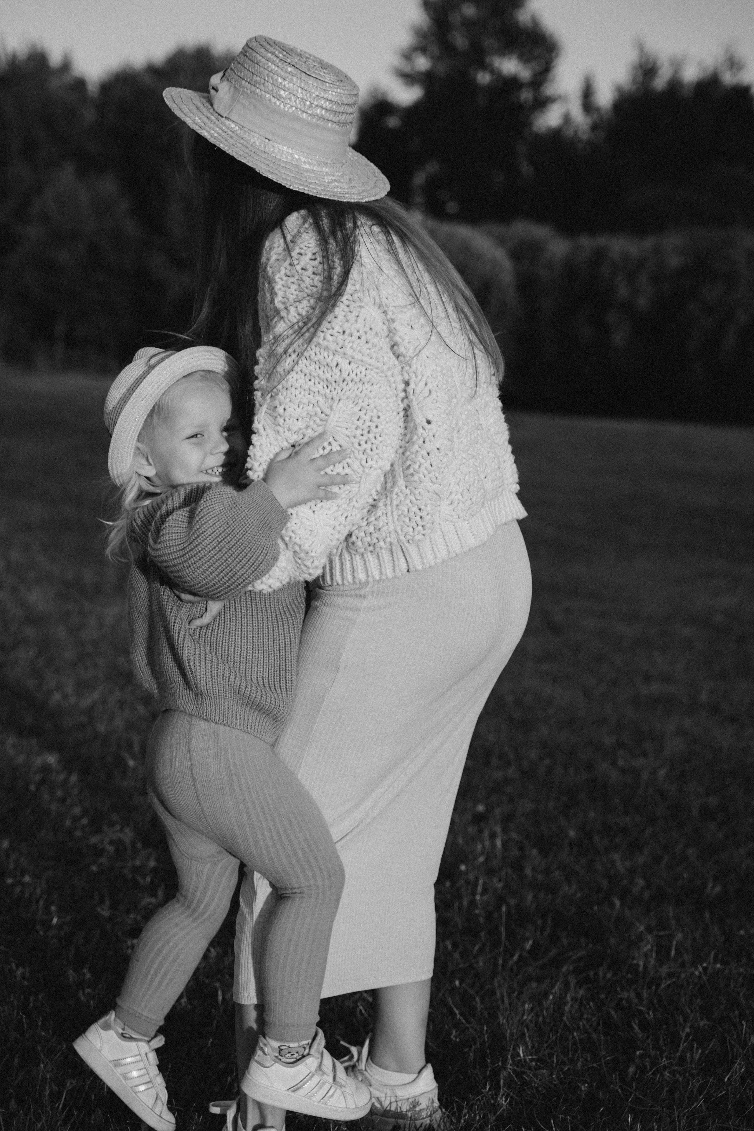 Катя и Сонечка. Фотограф Мария Миллс | Минск